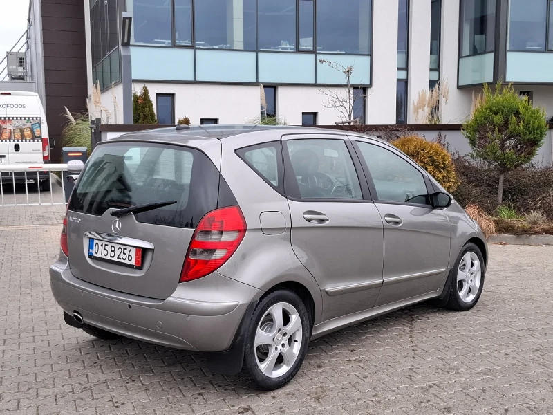 Mercedes-Benz A 200 2.0i* (136кс)* AVANTGARD* * КОЖА* * НОВ ВНОС* , снимка 13 - Автомобили и джипове - 52890550