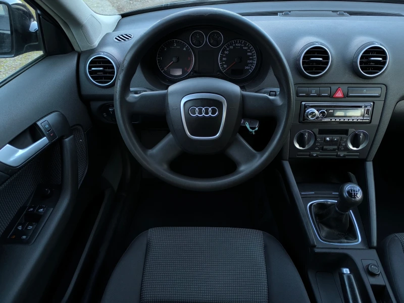 Audi A3 -1.9TDI-105кс-КЛИМАТРОНИК-SPORTBACK-, снимка 11 - Автомобили и джипове - 53151874