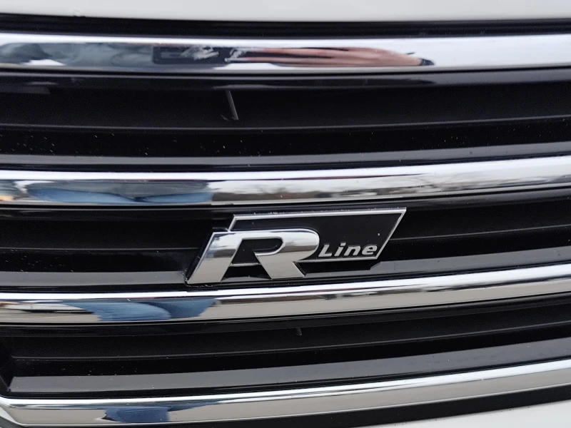 VW Passat 2.0TDi* R-LINE* HIGHLINE* EURO5B* , снимка 16 - Автомобили и джипове - 53199140