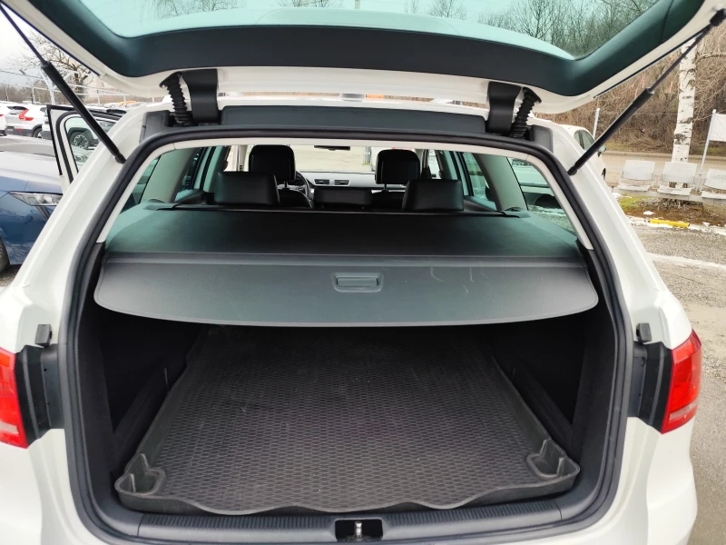 VW Passat 2.0TDi* R-LINE* HIGHLINE* EURO5B* , снимка 13 - Автомобили и джипове - 53199140