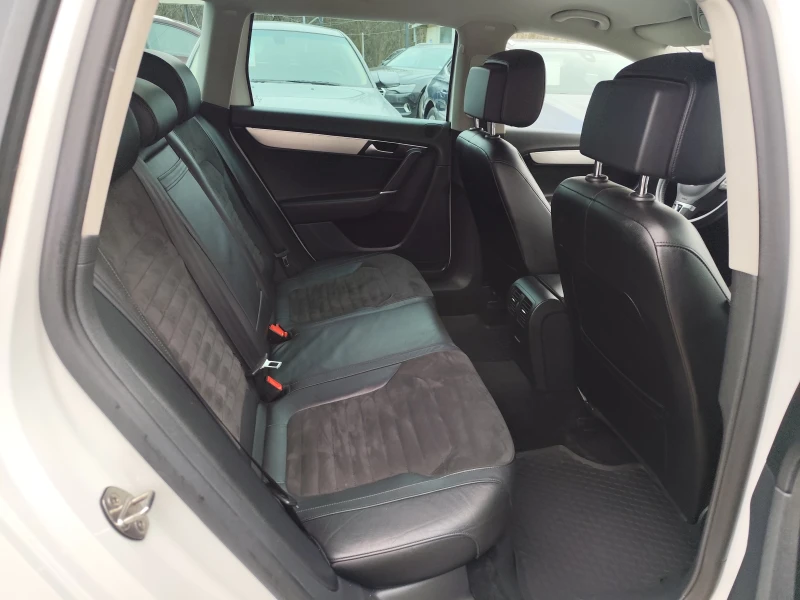 VW Passat 2.0TDi* R-LINE* HIGHLINE* EURO5B* , снимка 11 - Автомобили и джипове - 53199140