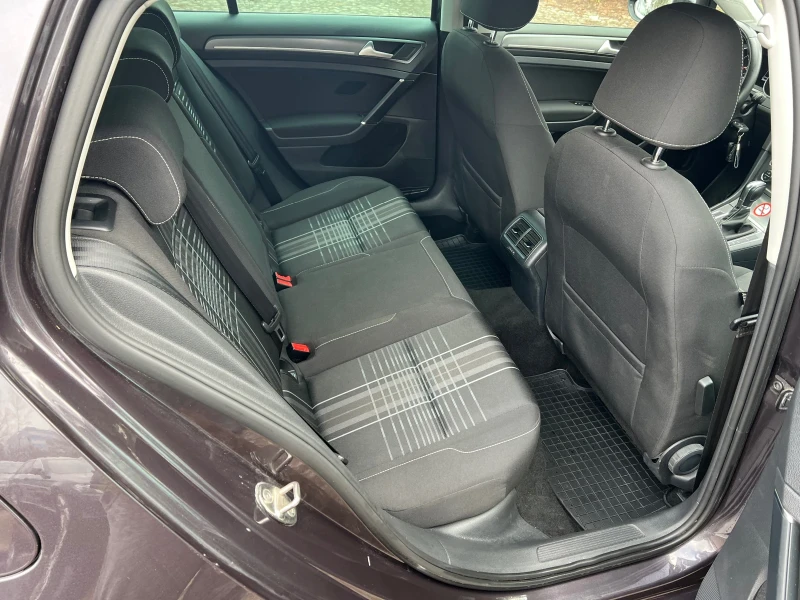 VW Golf R LINE LOUNGE, снимка 7 - Автомобили и джипове - 53476850