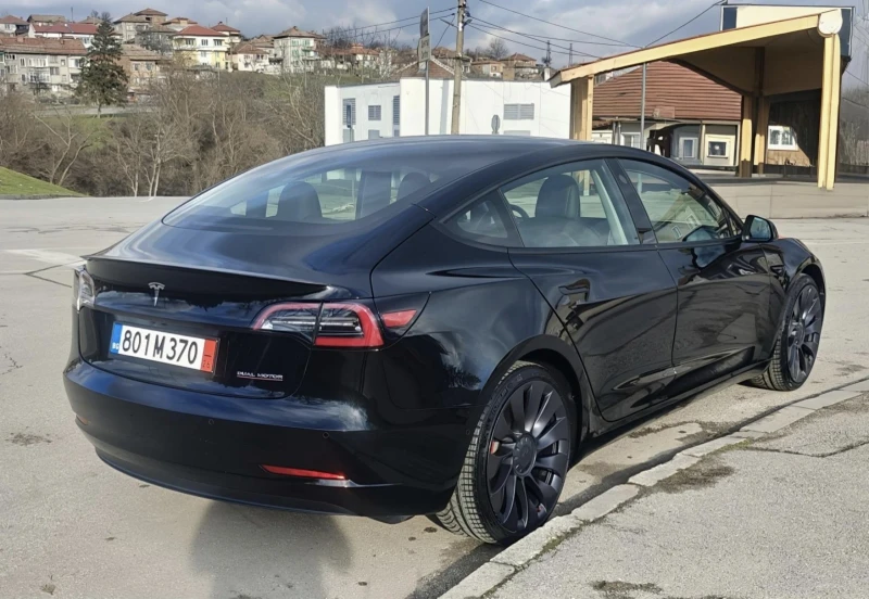 Tesla Model 3 Performance/AWD/Facelift/Термопомпа, снимка 5 - Автомобили и джипове - 53443216