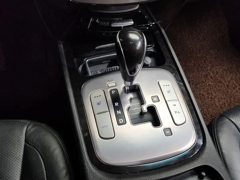 Hyundai Genesis 3.3, снимка 9 - Автомобили и джипове - 54618150