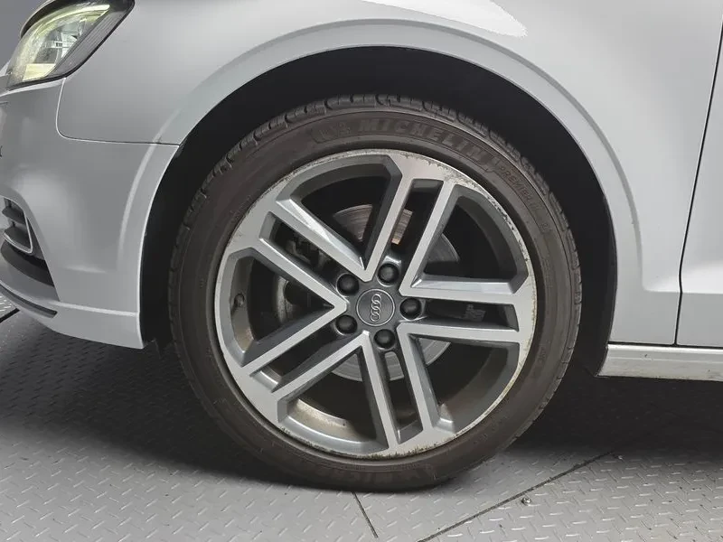 Audi A3 40 Tfsi 8V, снимка 5 - Автомобили и джипове - 55738288