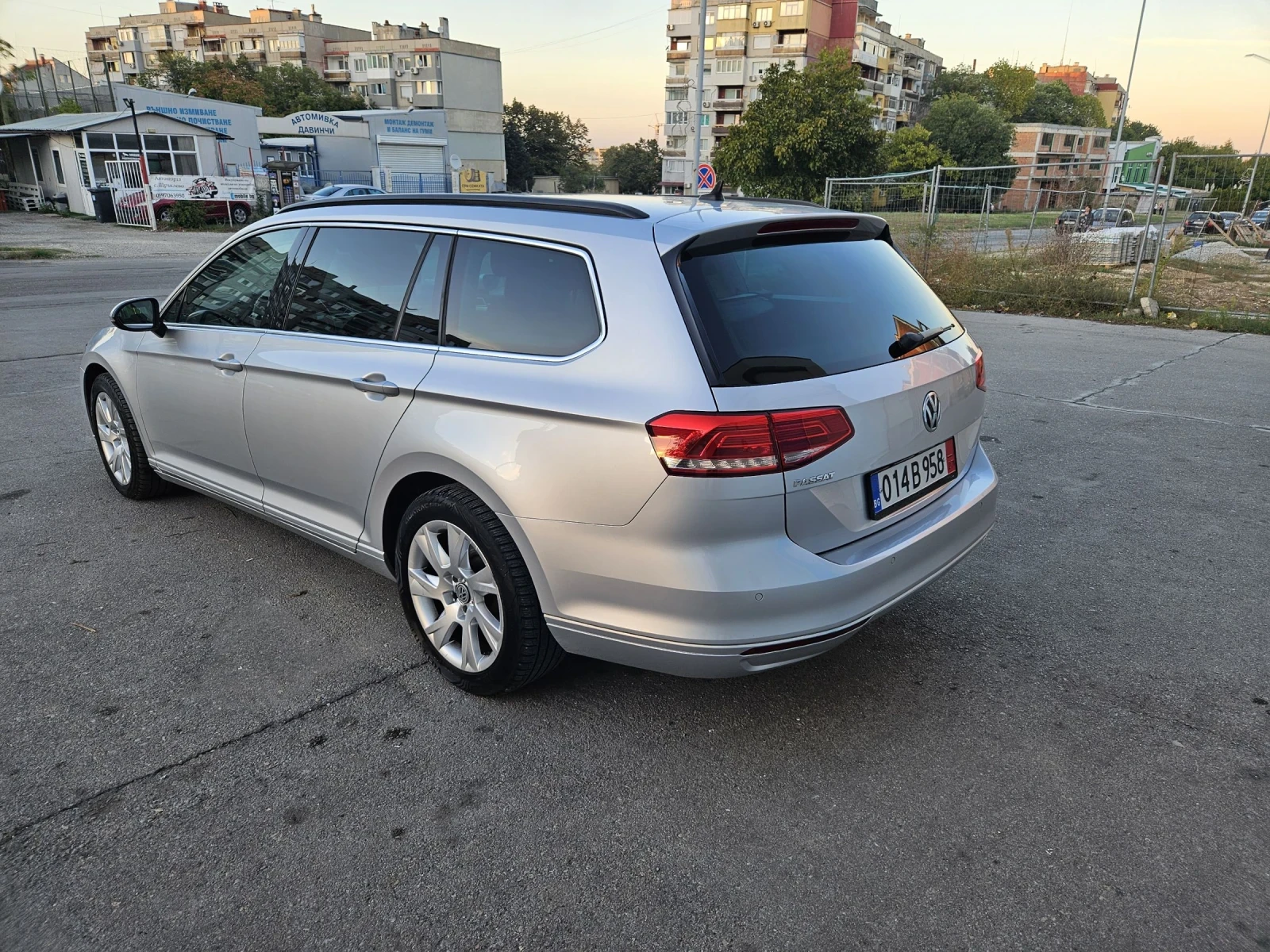 VW Passat 2.0TDI/150КС/ЕВРО 6/ДИСТРОНИК/СЕРВИЗНА ИСТОРИЯ/ - изображение 6