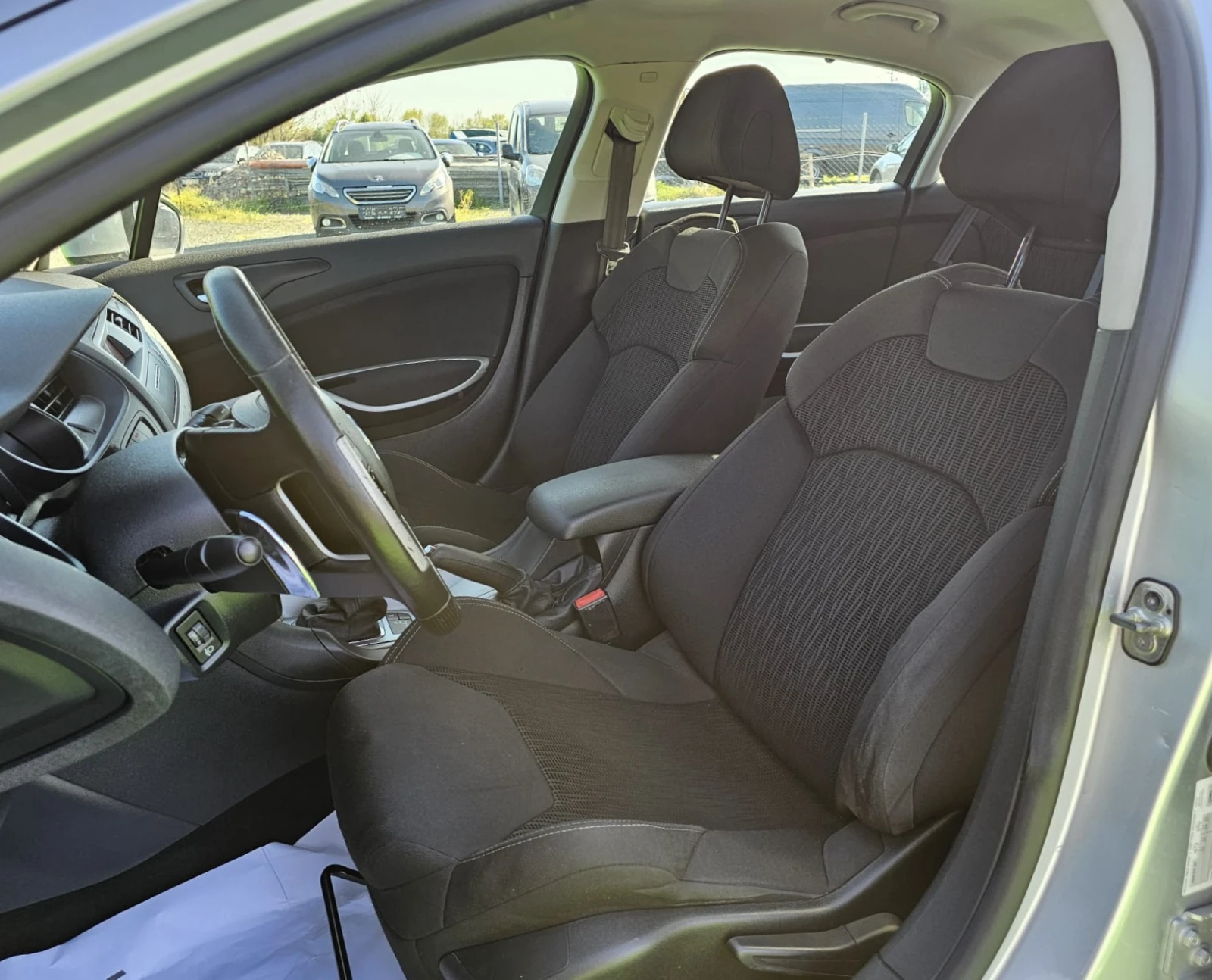 Citroen C5 1.6HDI* 114кс* AUTOMATIC* 132000км - изображение 9