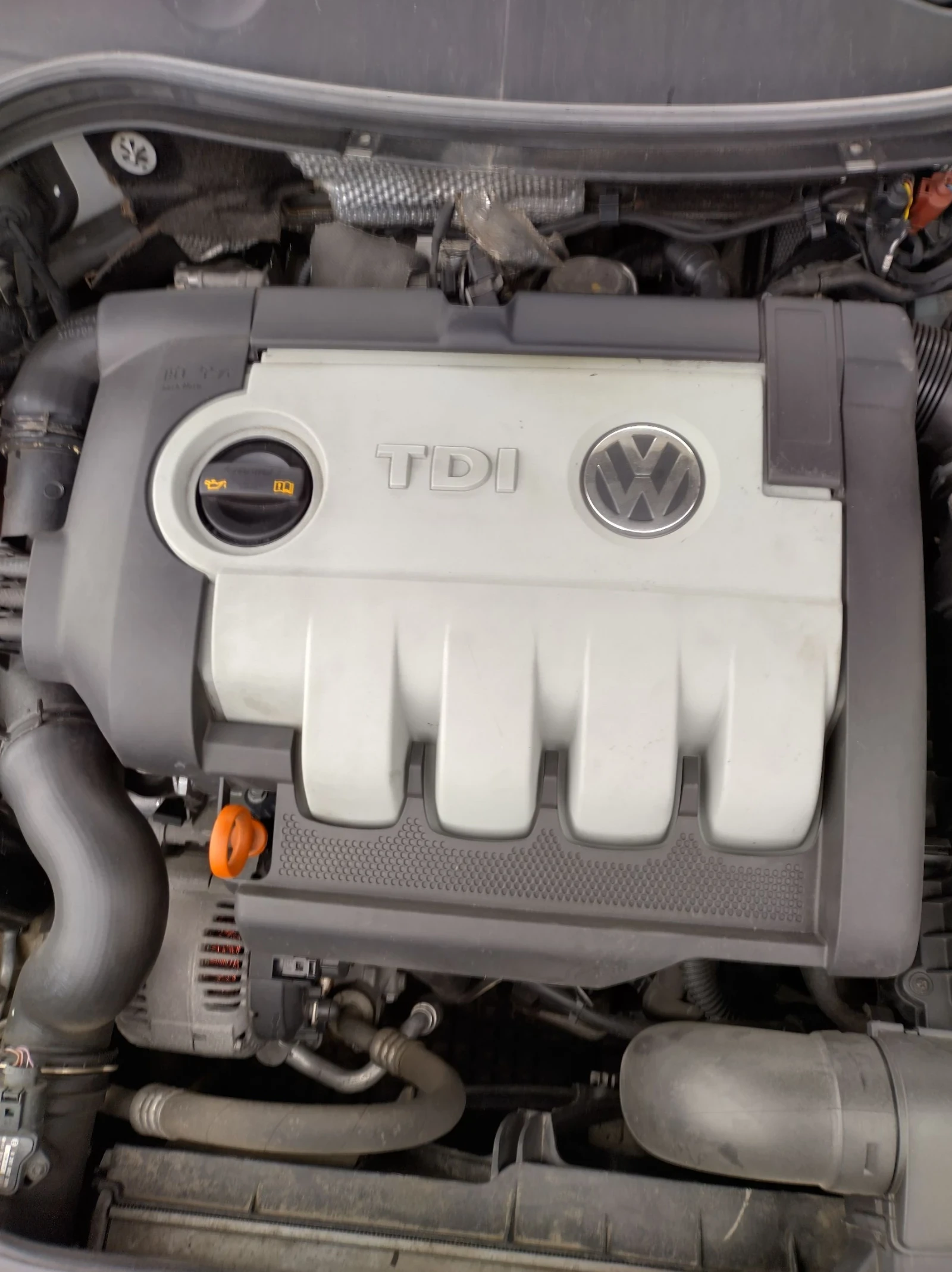 VW Passat Комби  - изображение 4