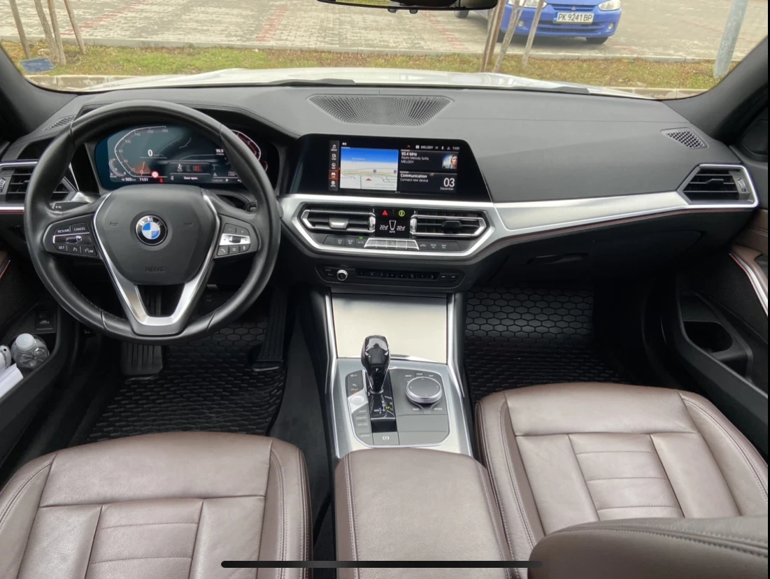 BMW 320 d сервизна история / обслужена / перфектна - изображение 9