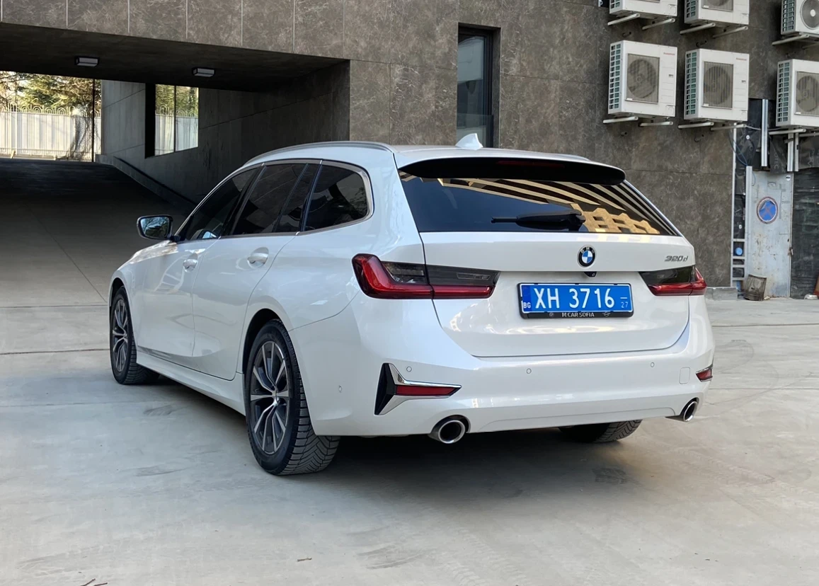 BMW 320 d сервизна история / обслужена / перфектна - изображение 6