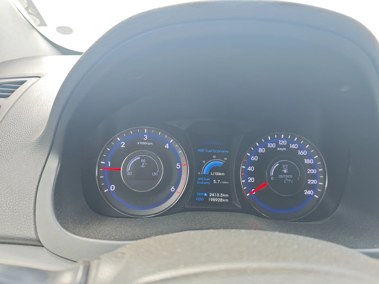 Hyundai I40 1.7 tdsi - изображение 8