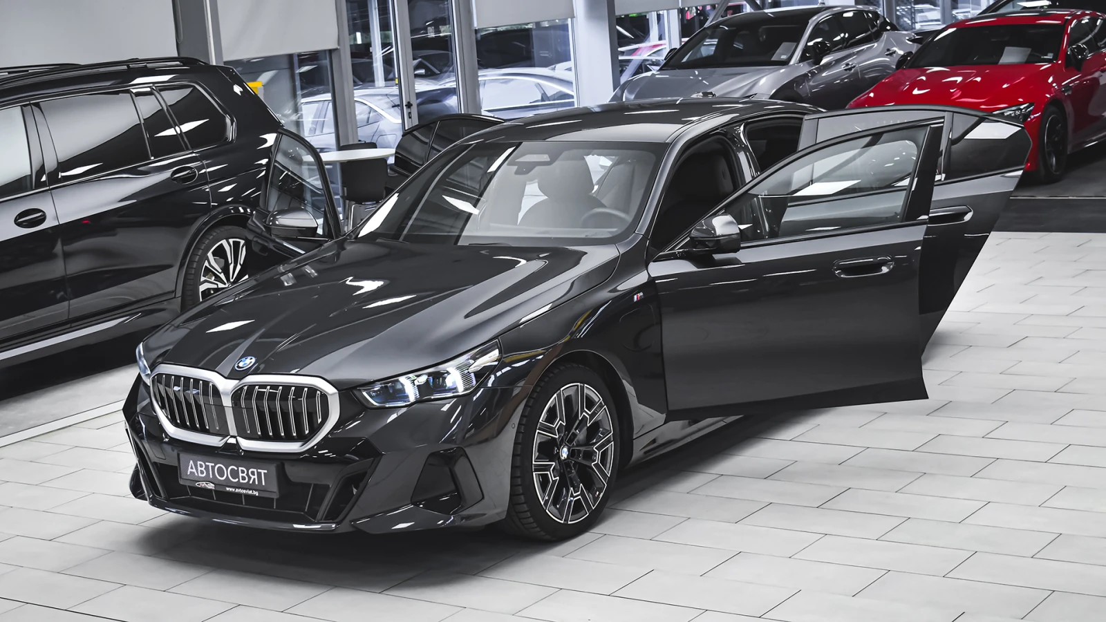 BMW 550 e xDrive M Sport PHEV | Mobile.bg   1