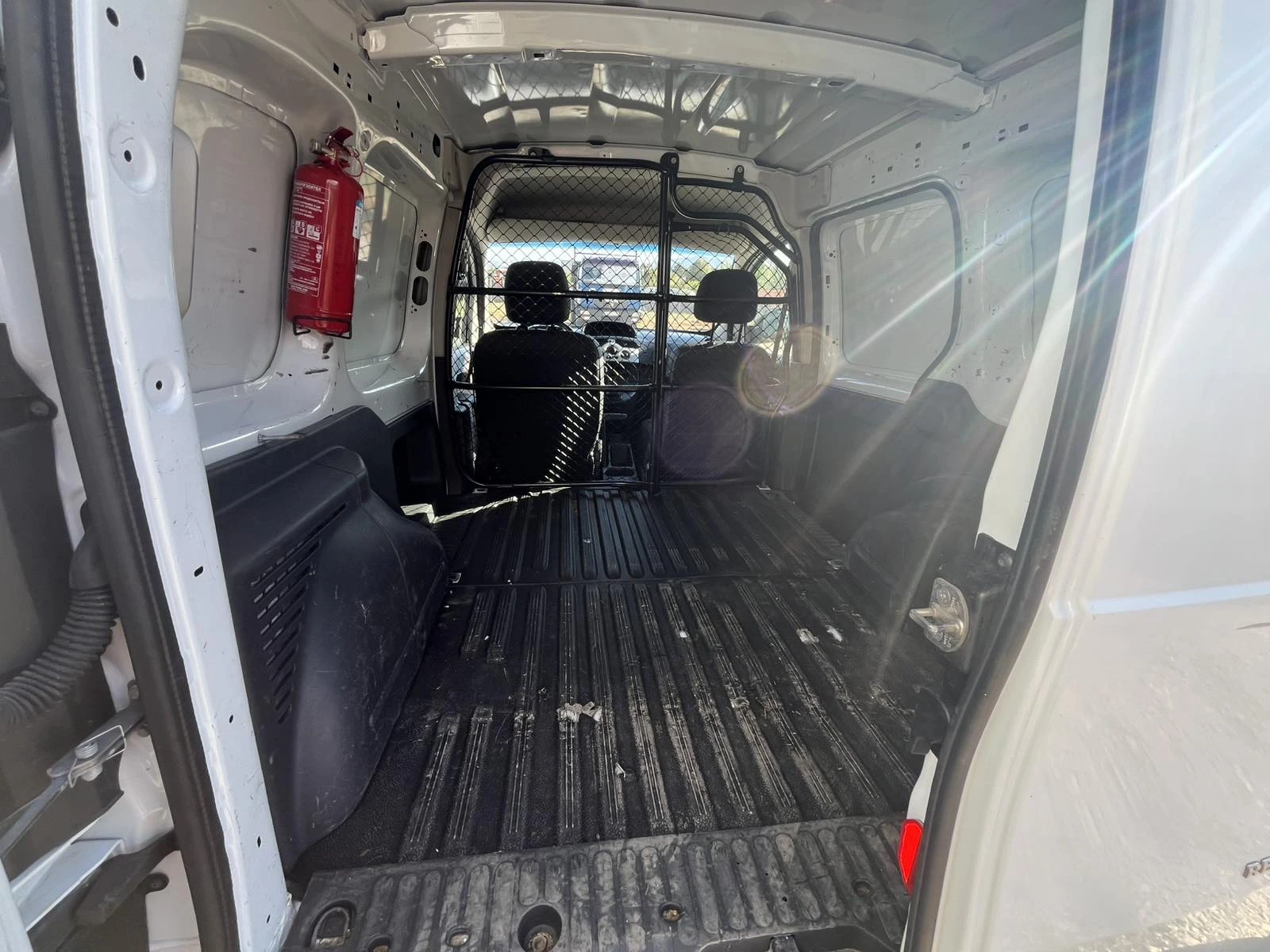 Renault Kangoo 1.5dci N1 климатик - изображение 6
