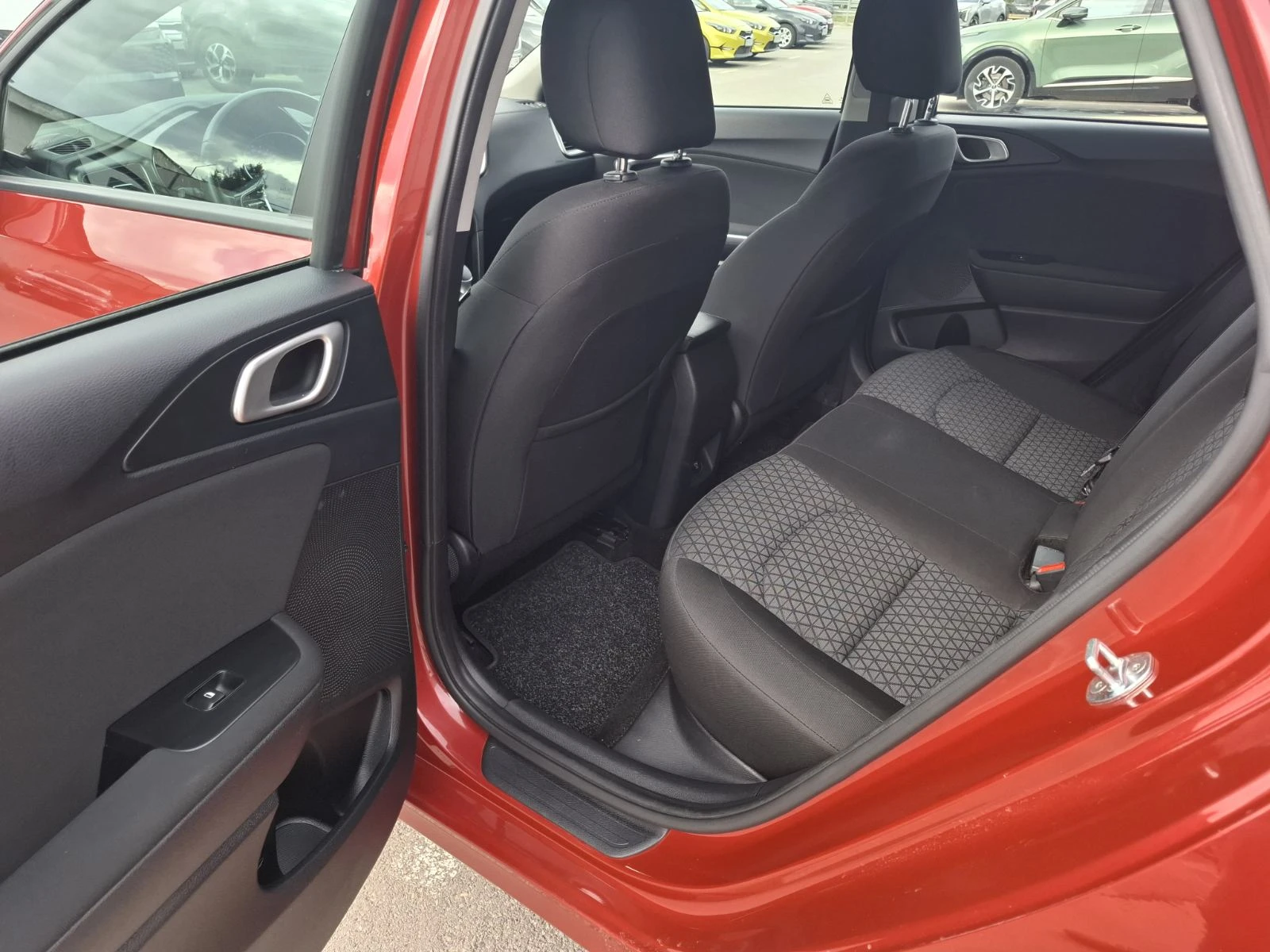 Kia Ceed 1.5 T-gdi Comfort  | Mobile.bg   7