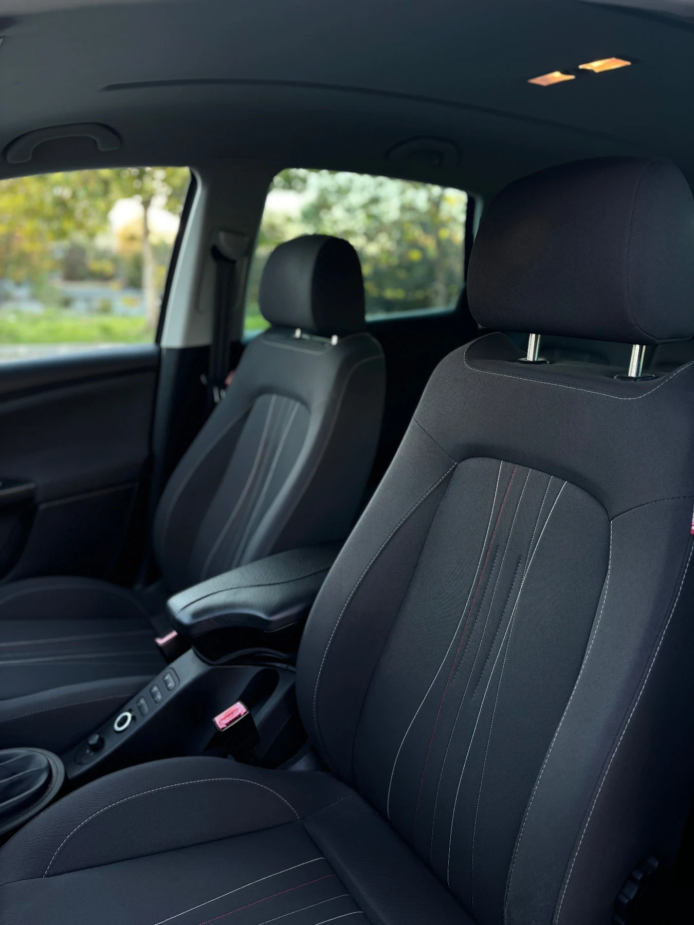 Seat Altea 1.6 105кс Eco + Теглич  - изображение 8