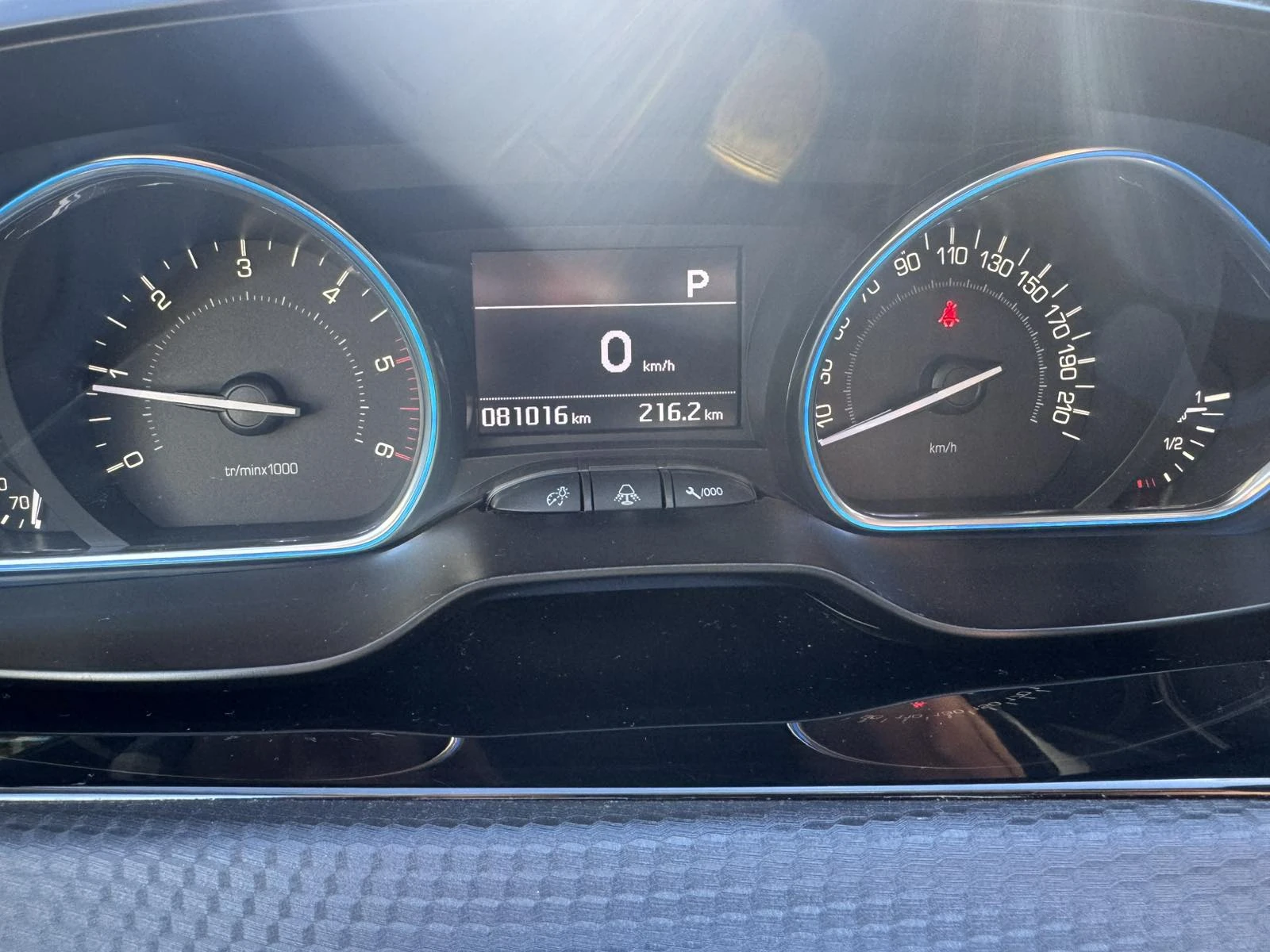 Peugeot 2008 | Mobile.bg   12