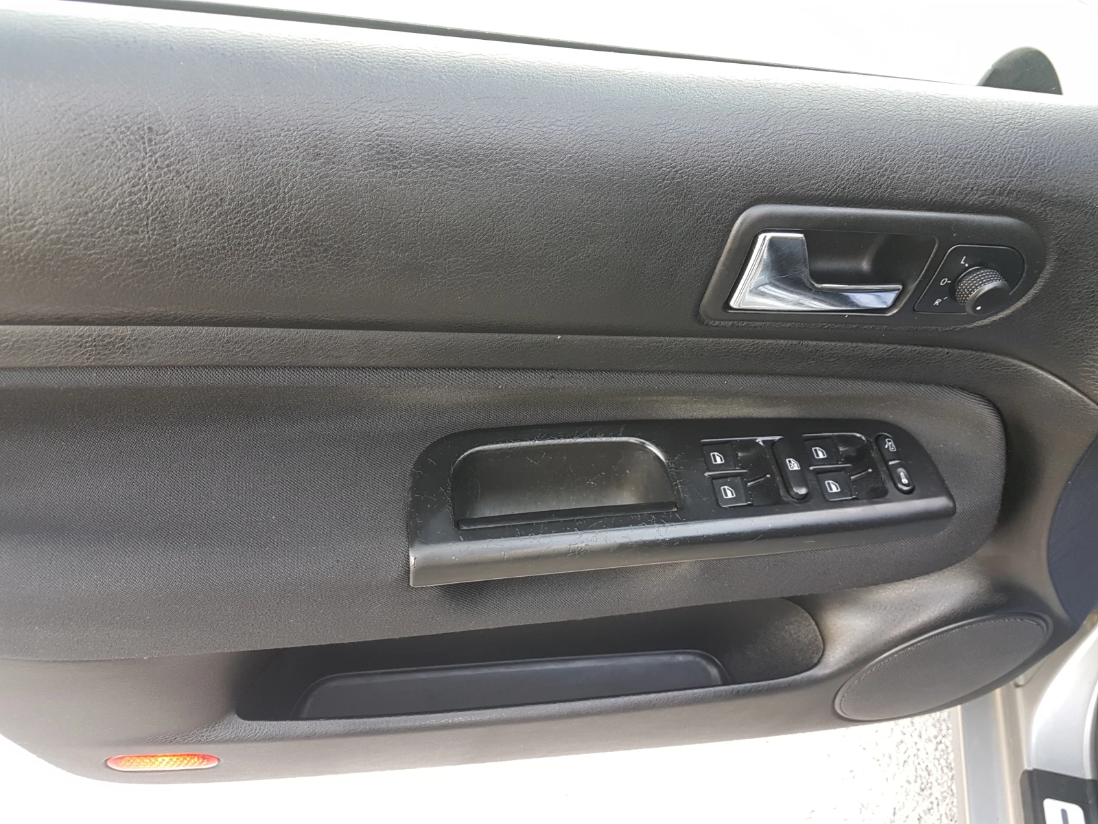 VW Golf 1.9 TDI 90кс - изображение 10