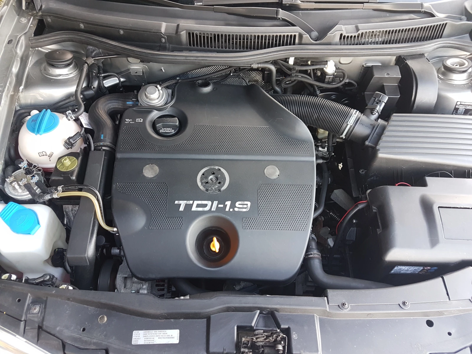 VW Golf 1.9 TDI 90кс - изображение 5