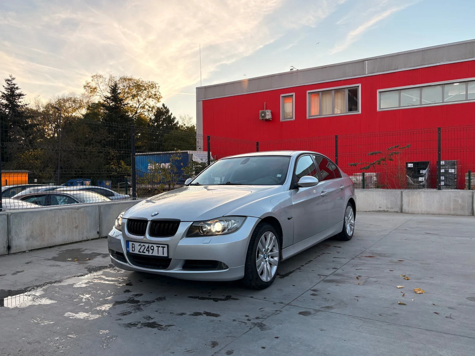 BMW 320 | Mobile.bg   12