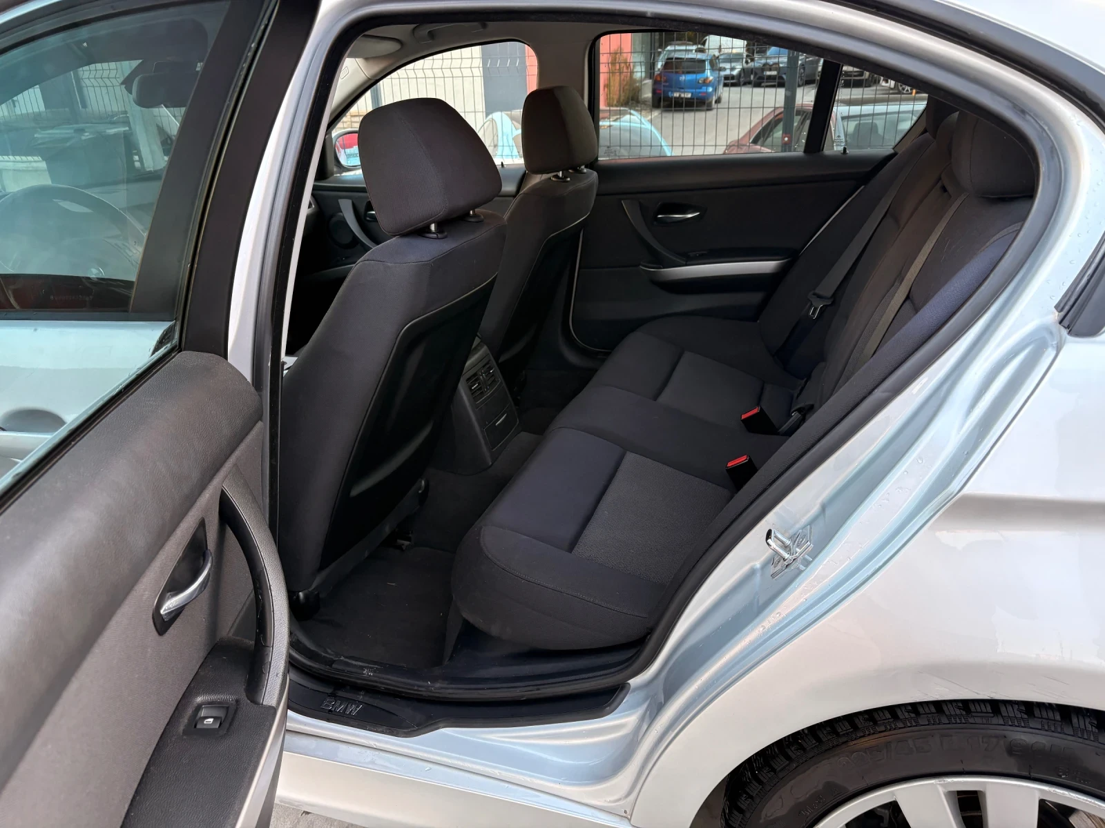 BMW 320 | Mobile.bg   8