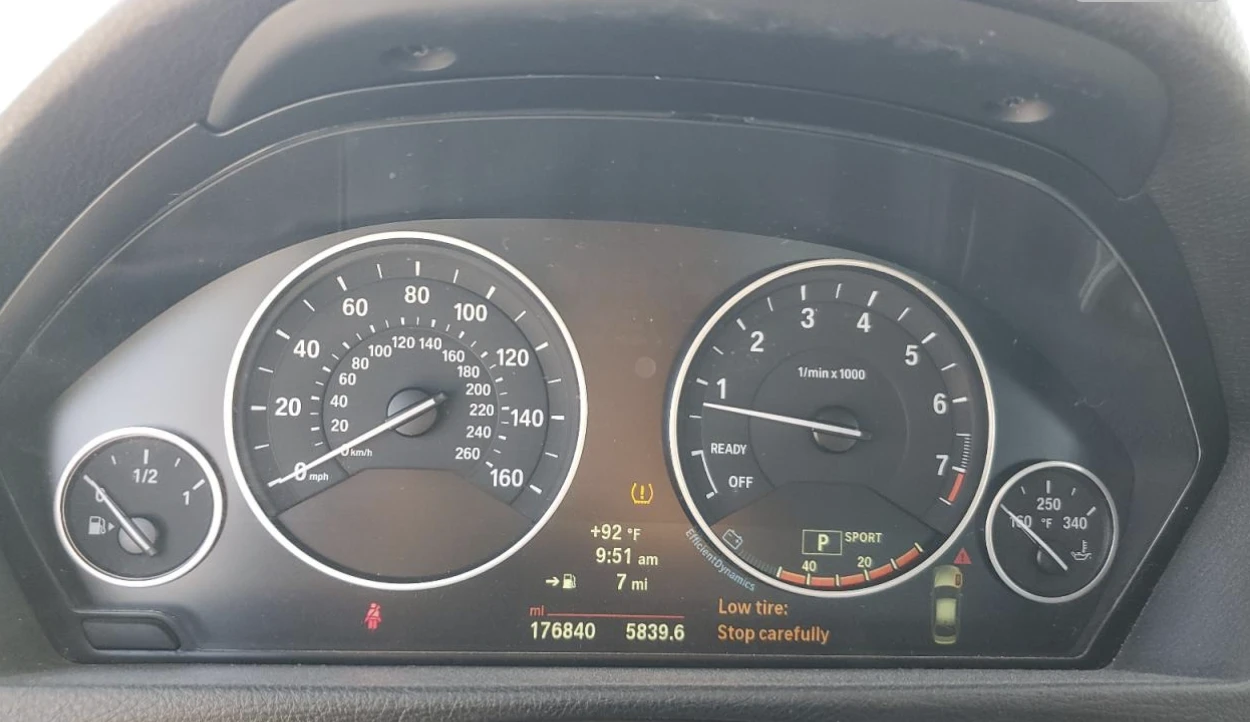 BMW 335 XI* Автокредит*  - изображение 9