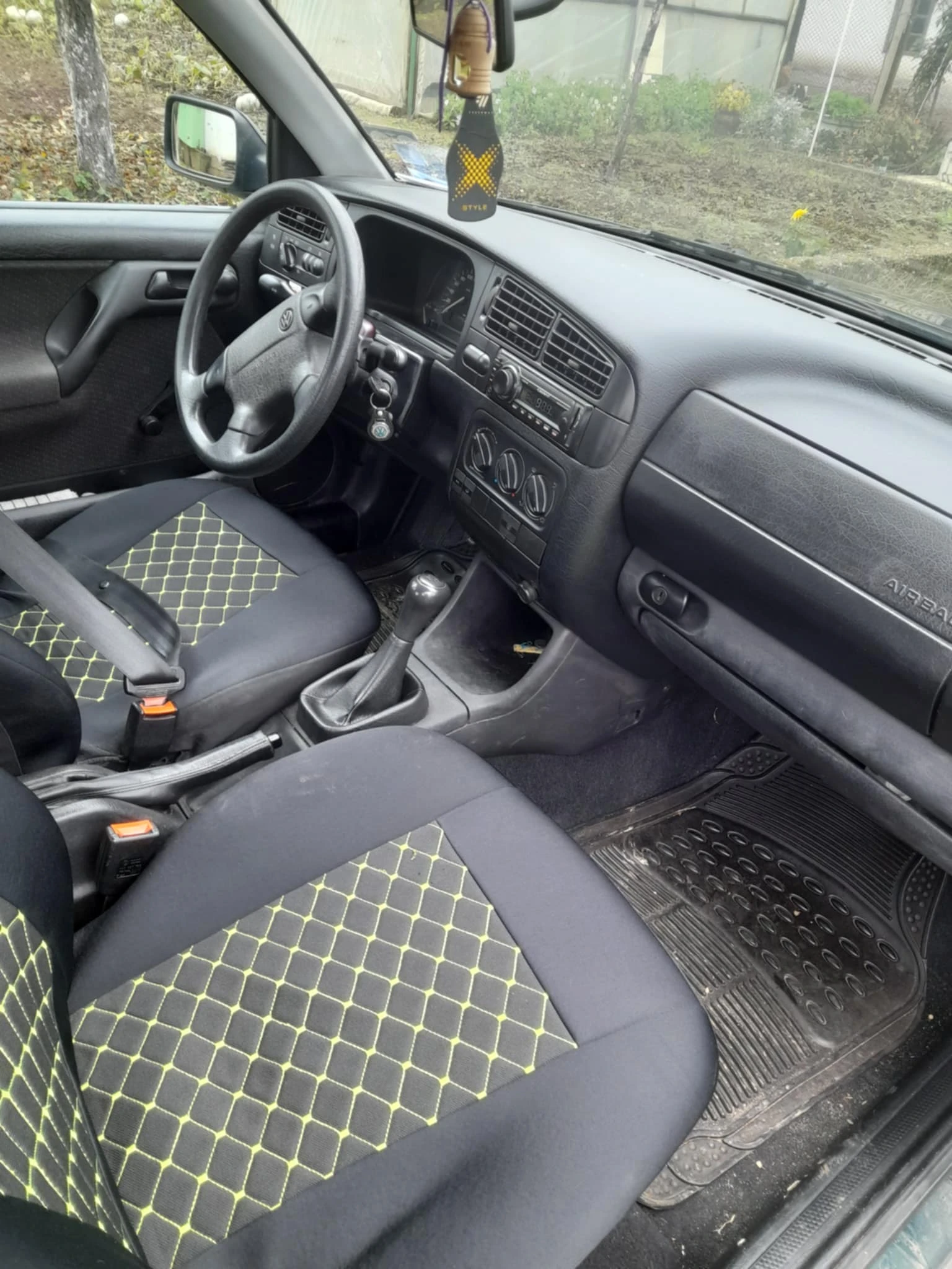 VW Vento  - изображение 9