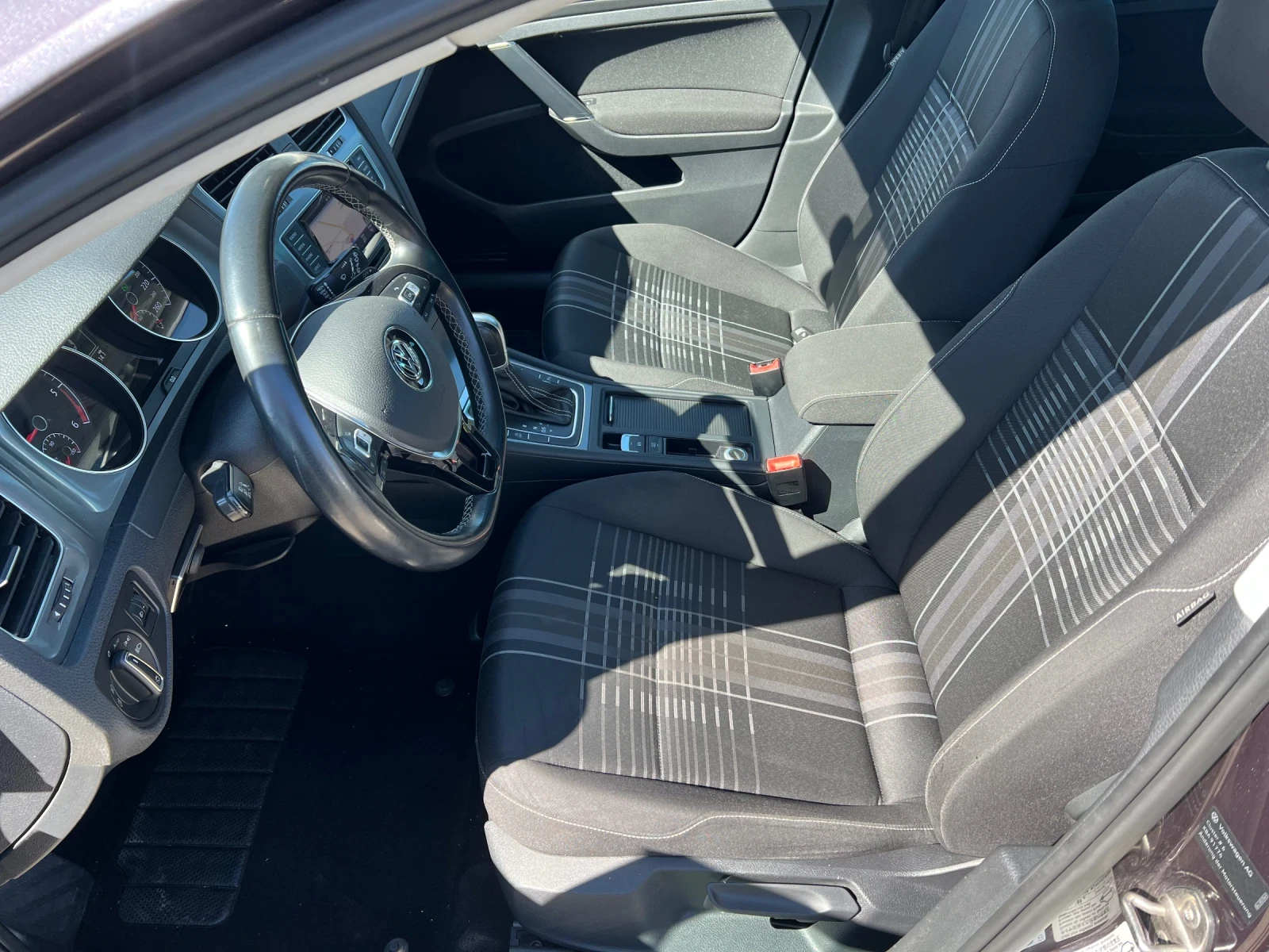 VW Golf R LINE LOUNGE | Mobile.bg � ����������� 5