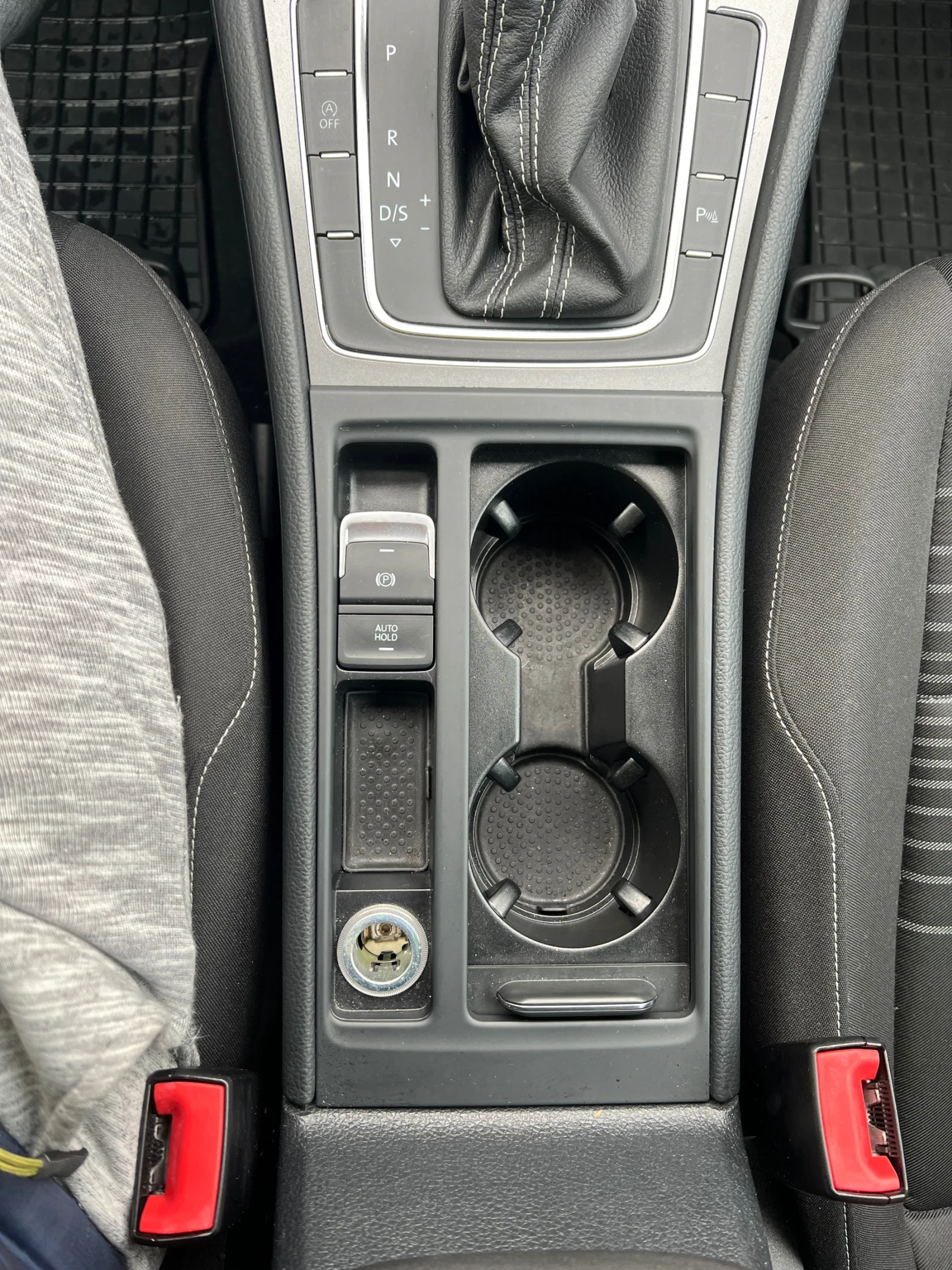 VW Golf R LINE LOUNGE | Mobile.bg � ����������� 11
