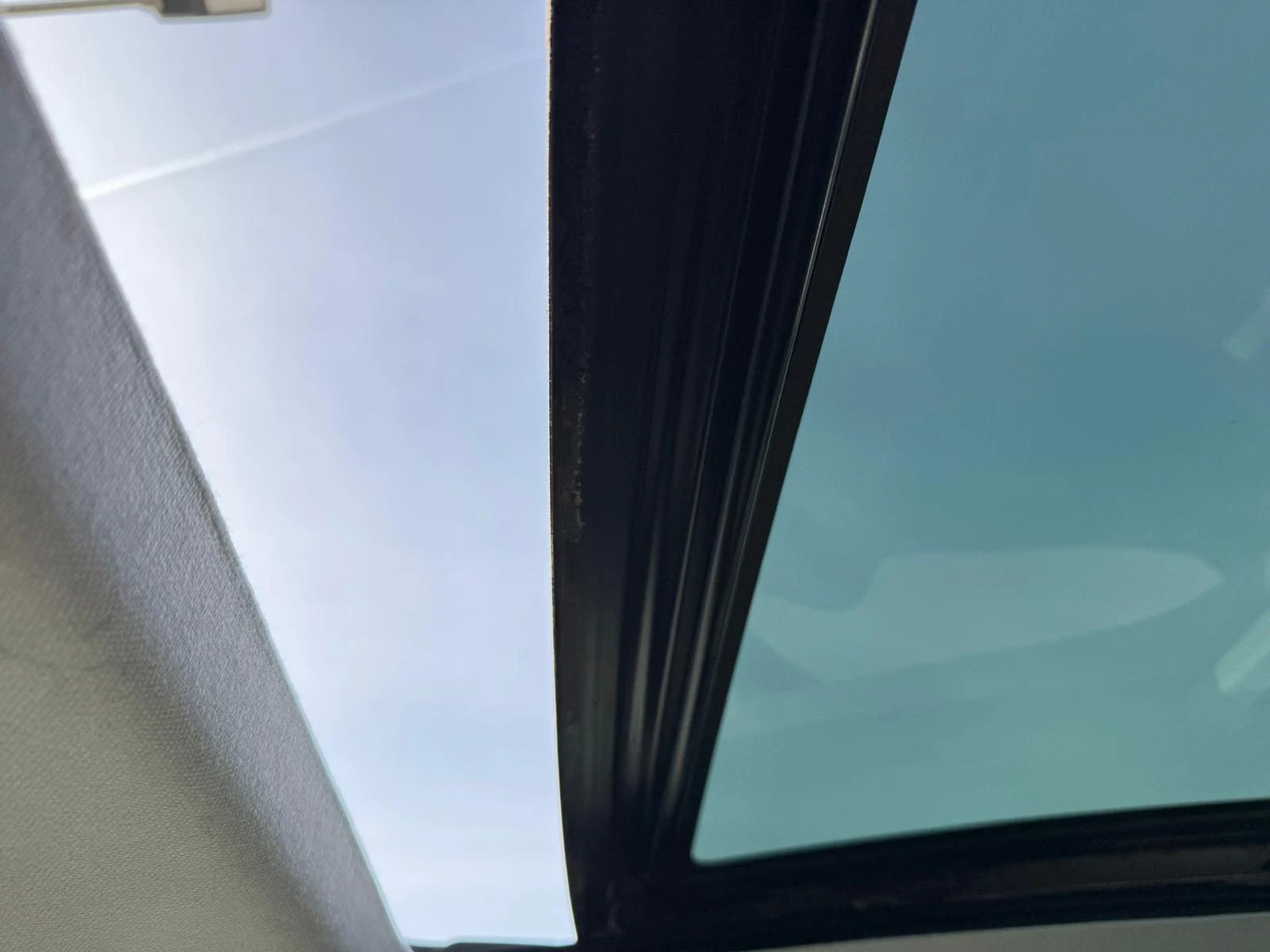 Citroen C4 SHINE PureTech 130 S&S EAT8 E6.4 | Mobile.bg � ����������� 12