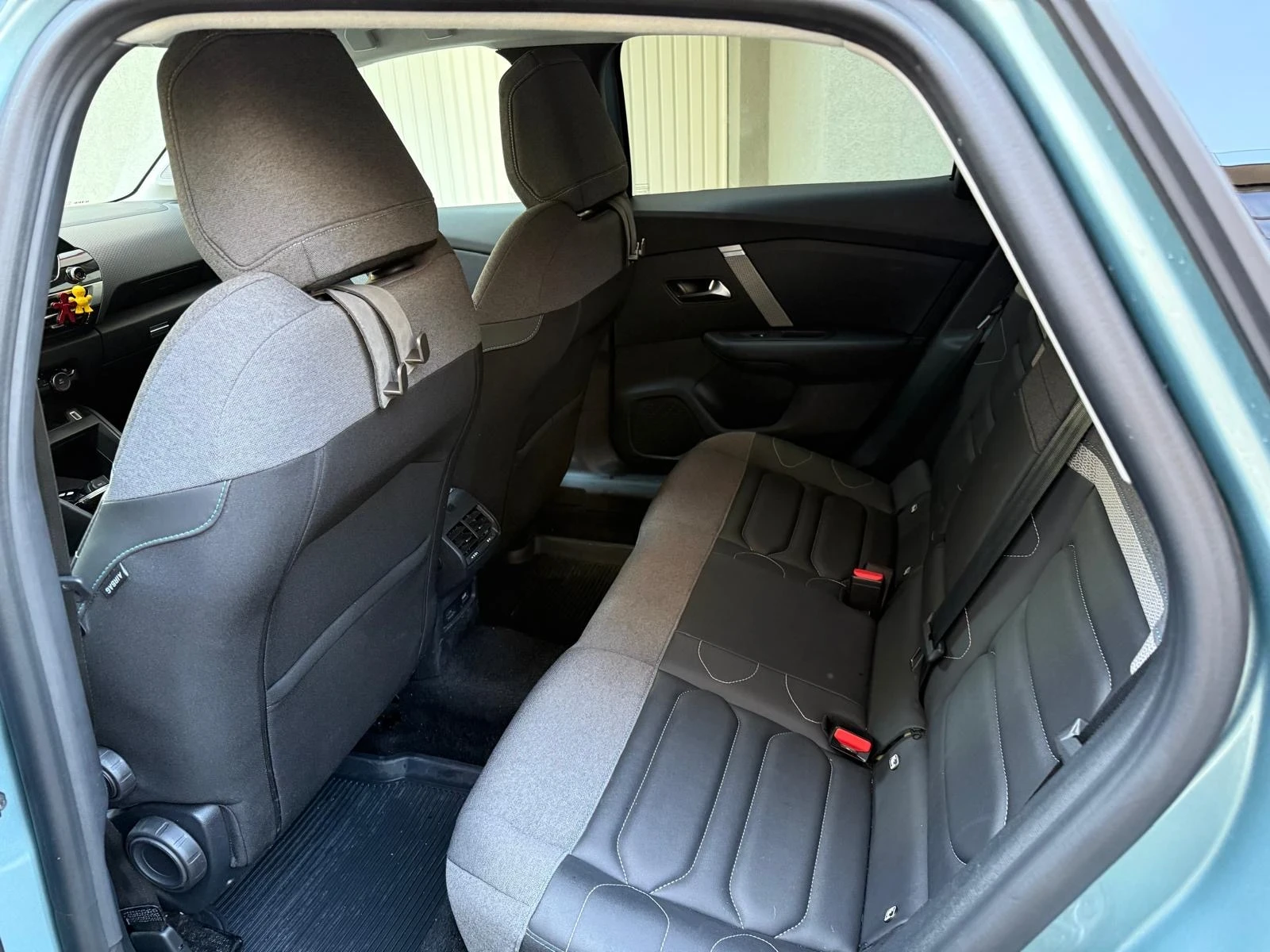 Citroen C4 SHINE PureTech 130 S&S EAT8 E6.4 | Mobile.bg � ����������� 7