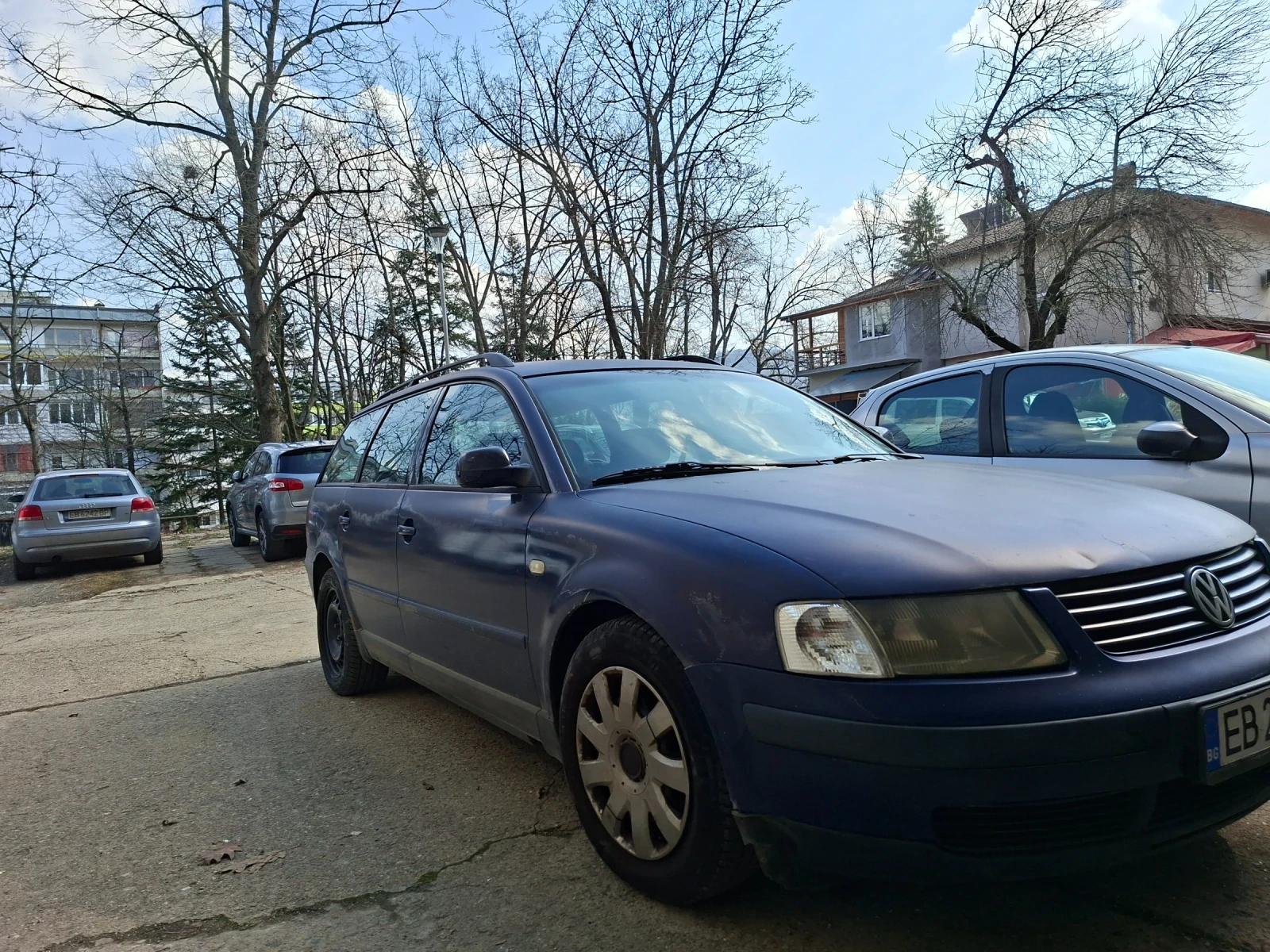 VW Passat 1.9 TDI, снимка 3 - Автомобили и джипове - 53561327