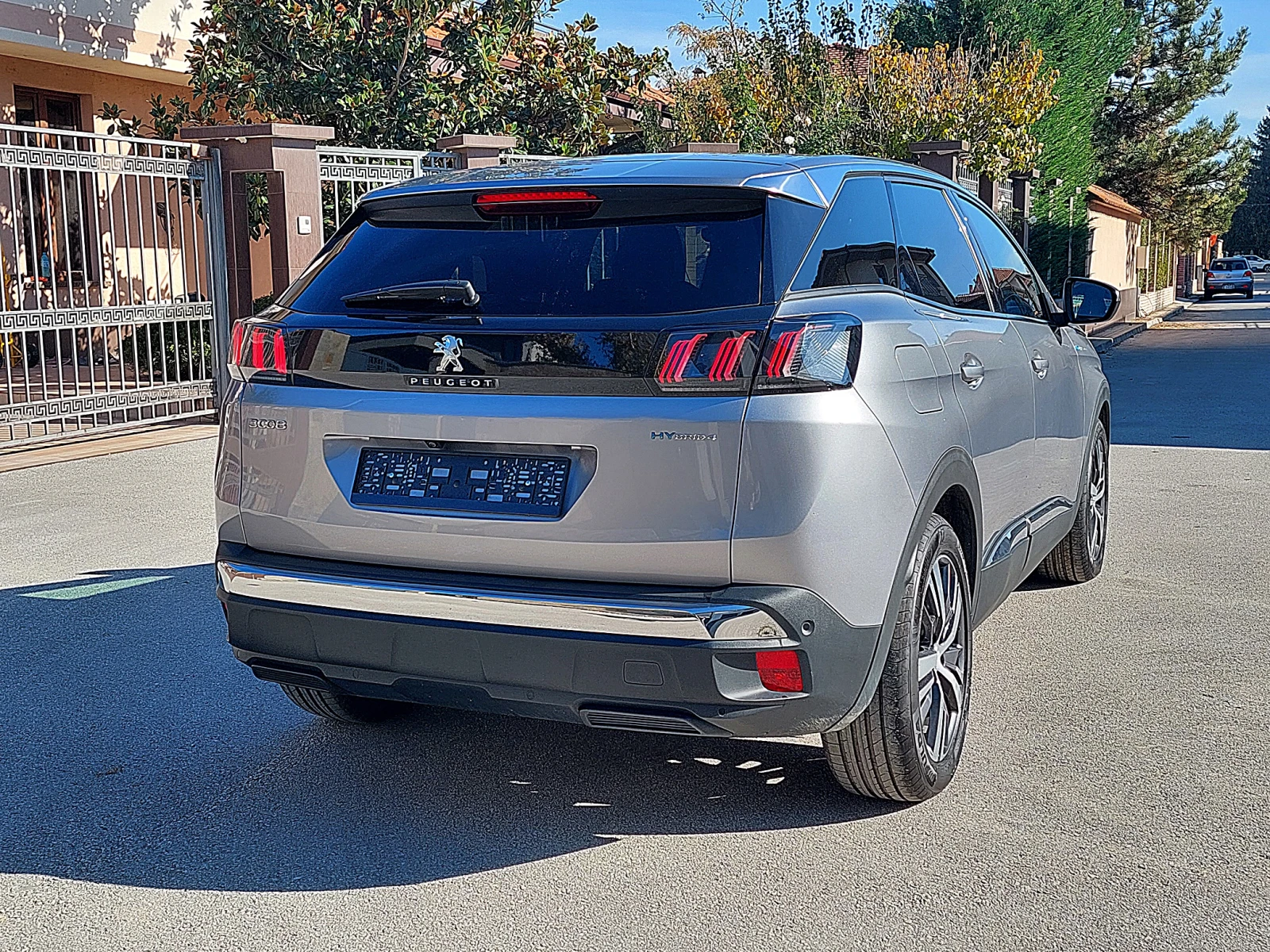 Peugeot 3008 Peugeot 3008 New Line Up GT 1.6 Plug-in HYBRID 4x4 | Mobile.bg � ����������� 5