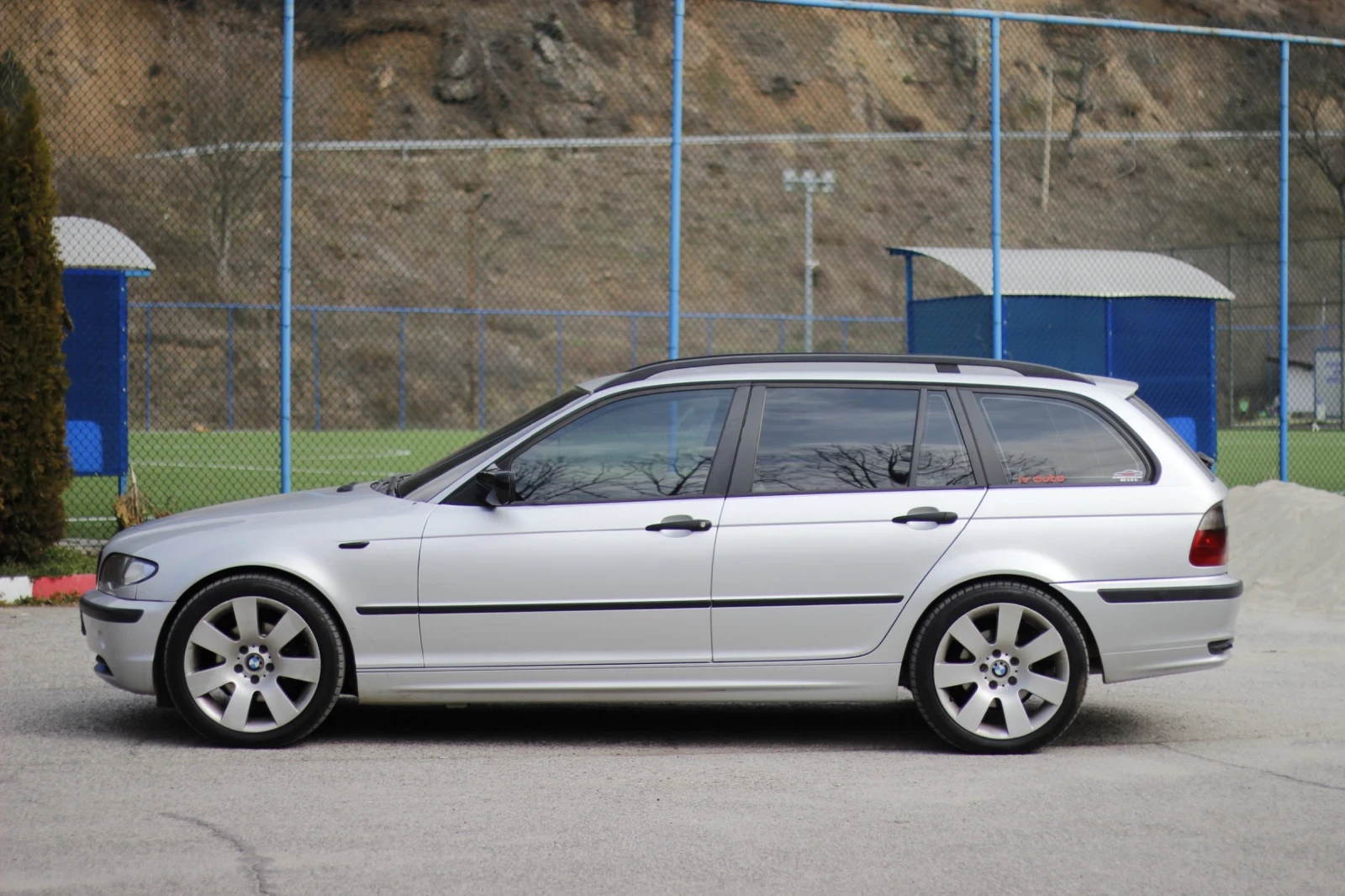 BMW 320, снимка 3 - Автомобили и джипове - 53880186