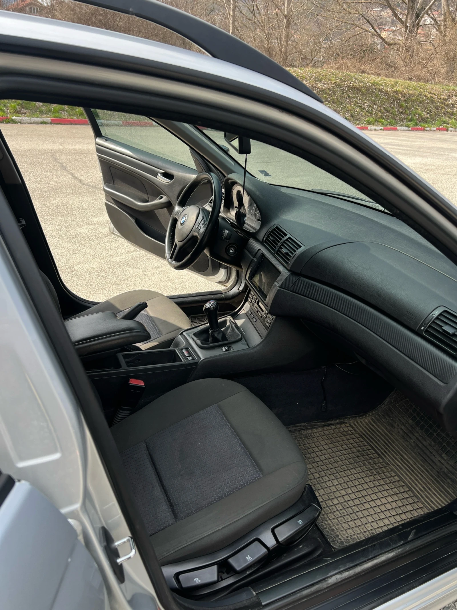 BMW 320, снимка 11 - Автомобили и джипове - 53880186