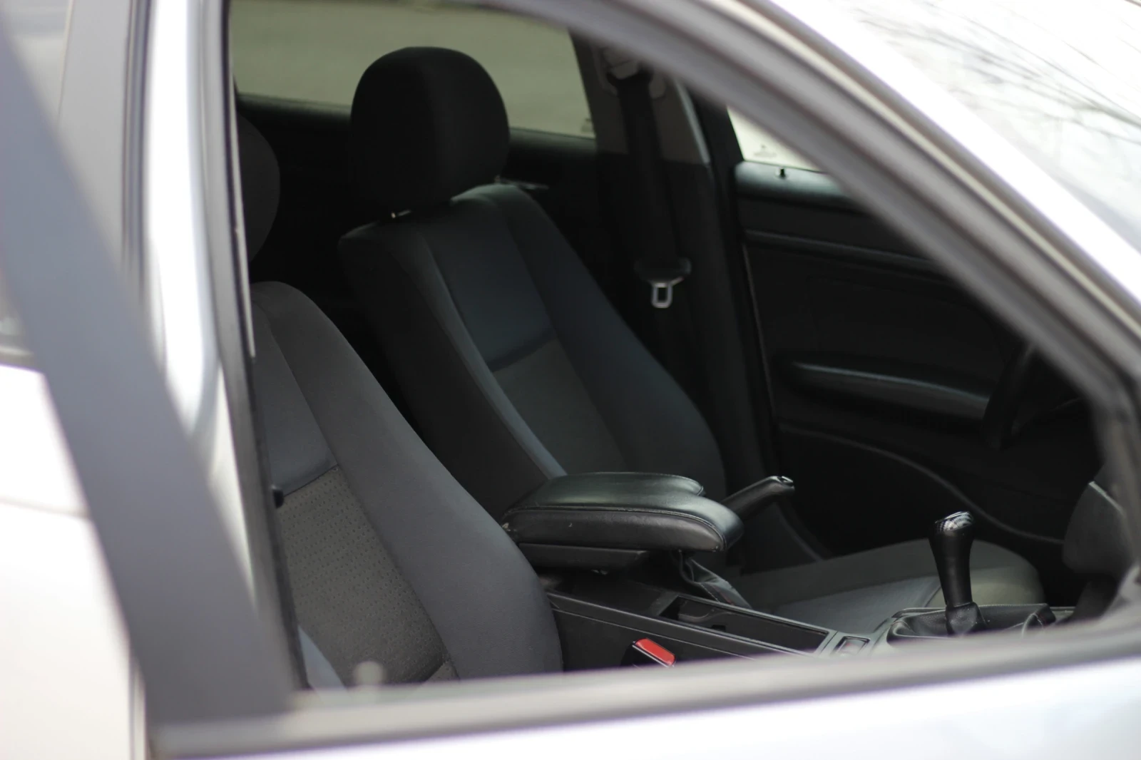 BMW 320, снимка 12 - Автомобили и джипове - 53880186