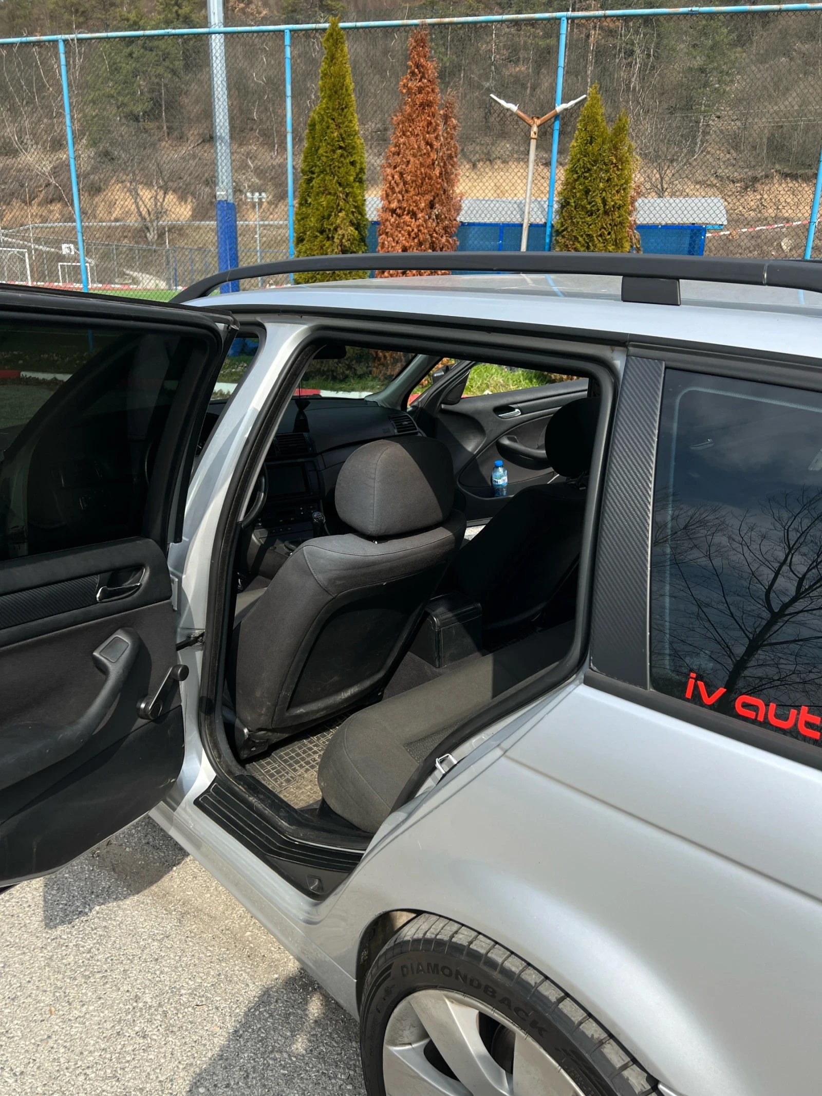 BMW 320, снимка 14 - Автомобили и джипове - 53880186