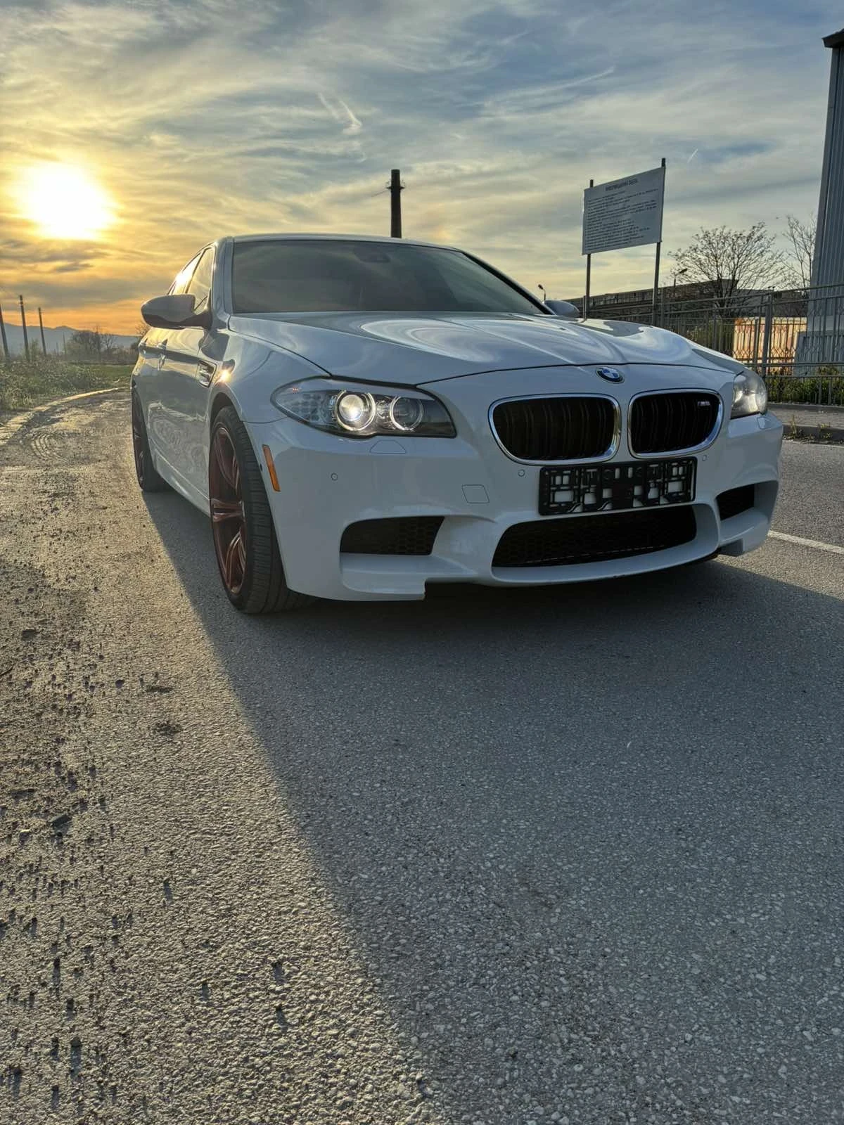 BMW M5 F10 | Mobile.bg � ����������� 1