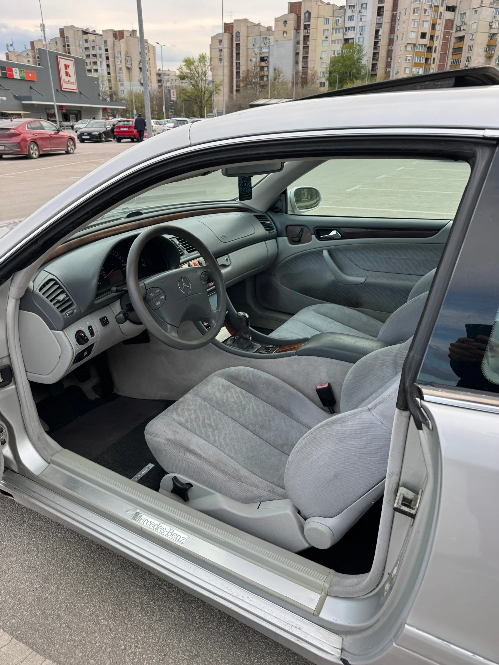 Mercedes-Benz CLK 230 kompressor, снимка 6 - Автомобили и джипове - 54159553