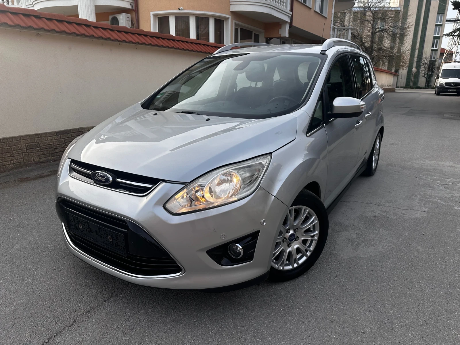 Ford C-max Ford C-Max BIGRANDE