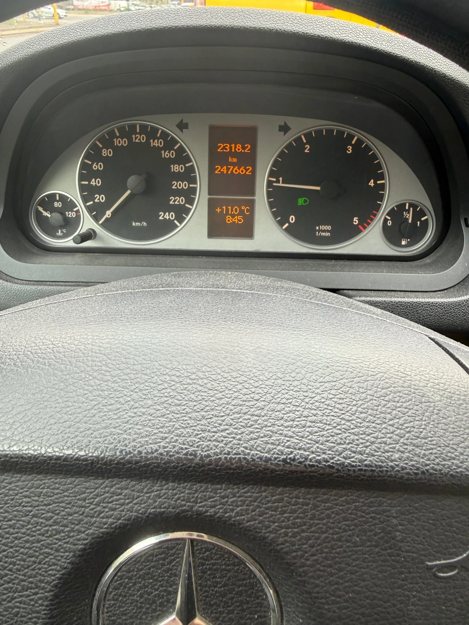 Mercedes-Benz B 180, снимка 11 - Автомобили и джипове - 54281984