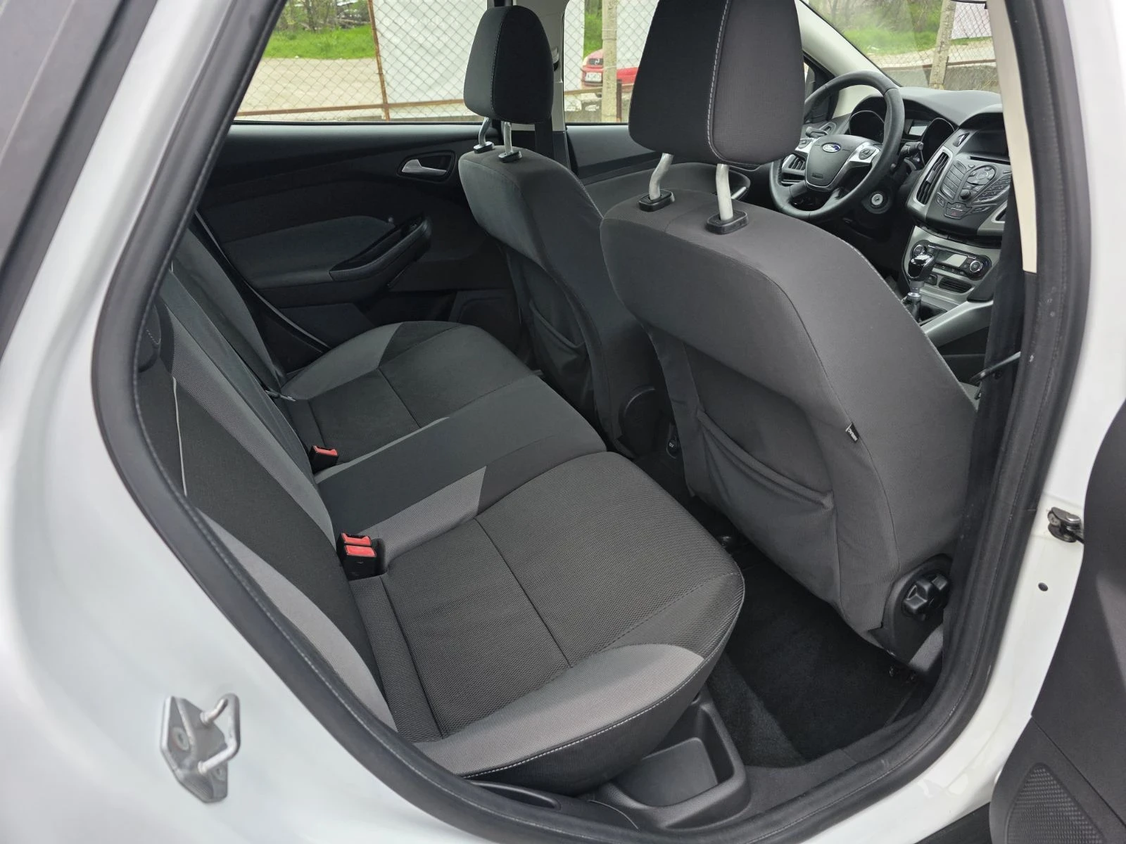 Ford Focus 1, 6 TDCI, снимка 10 - Автомобили и джипове - 54482426