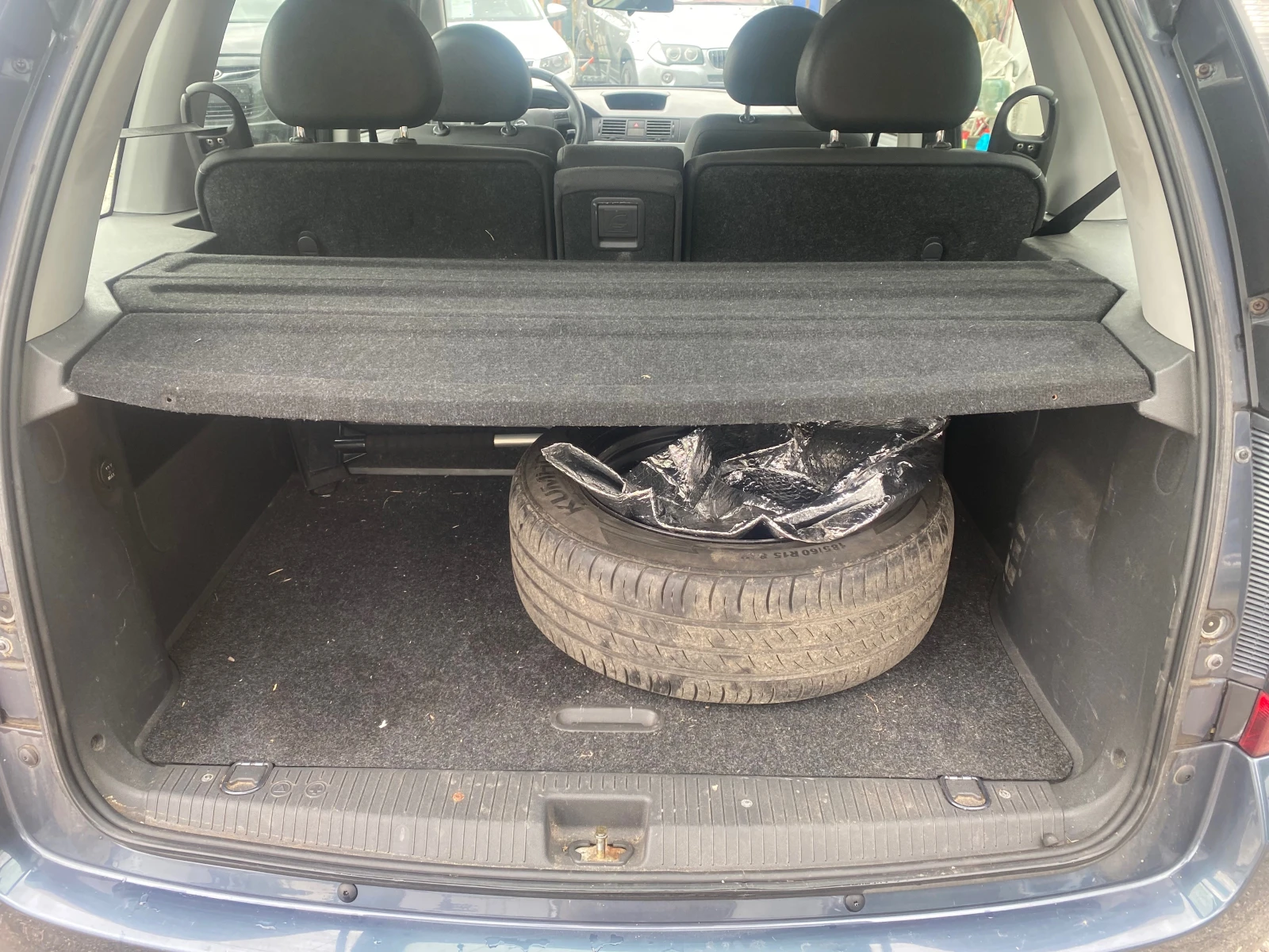 Opel Meriva 1.3CDTI Клима, снимка 6 - Автомобили и джипове - 54740802