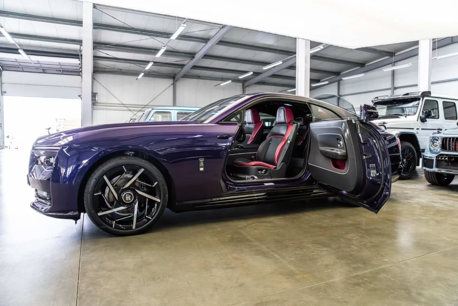 Rolls-Royce Spectre / BLACK BADGE / SHOOTING STAR / BESPOKE /  | Mobile.bg � ����������� 8