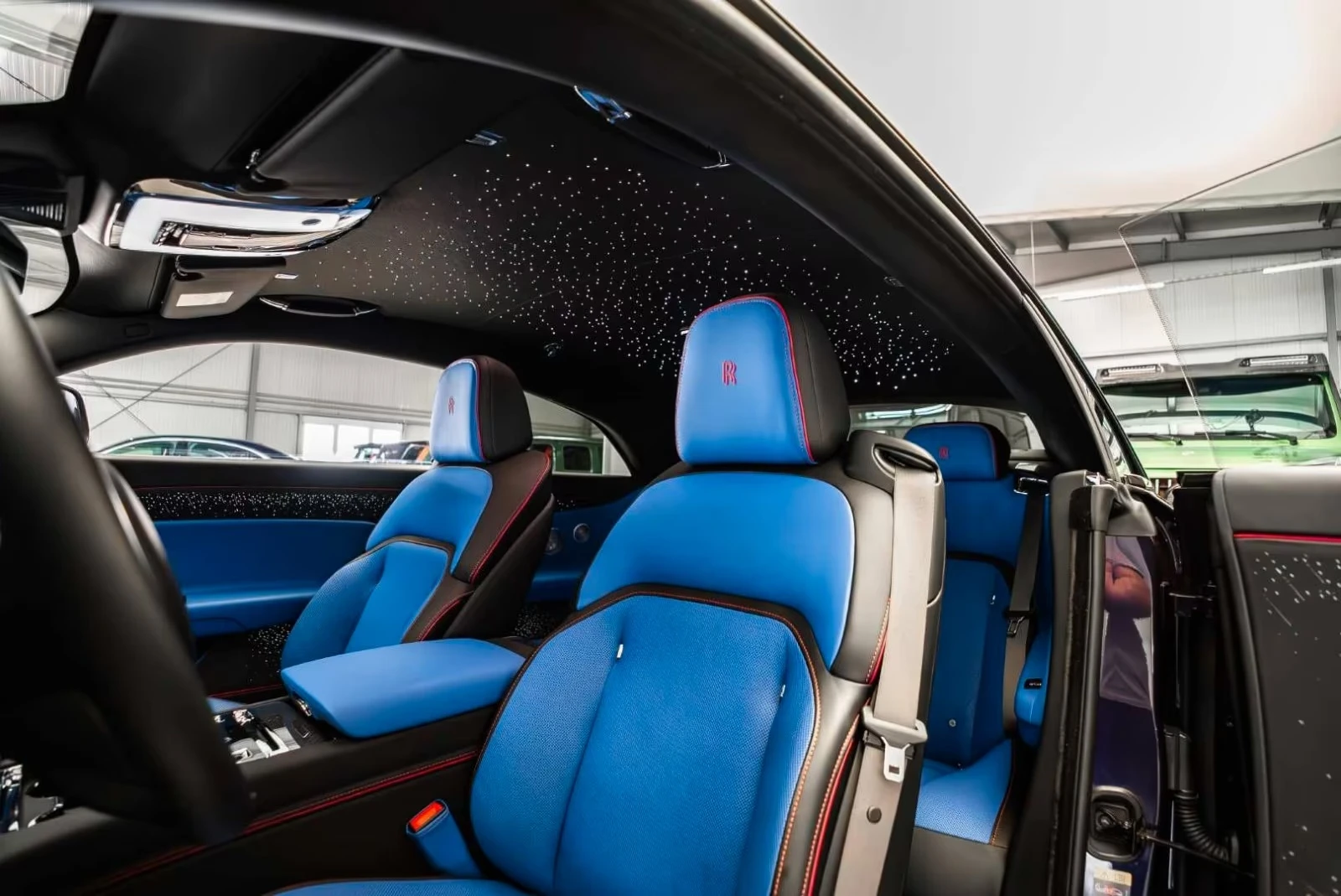Rolls-Royce Spectre / BLACK BADGE / SHOOTING STAR / BESPOKE /  | Mobile.bg � ����������� 12