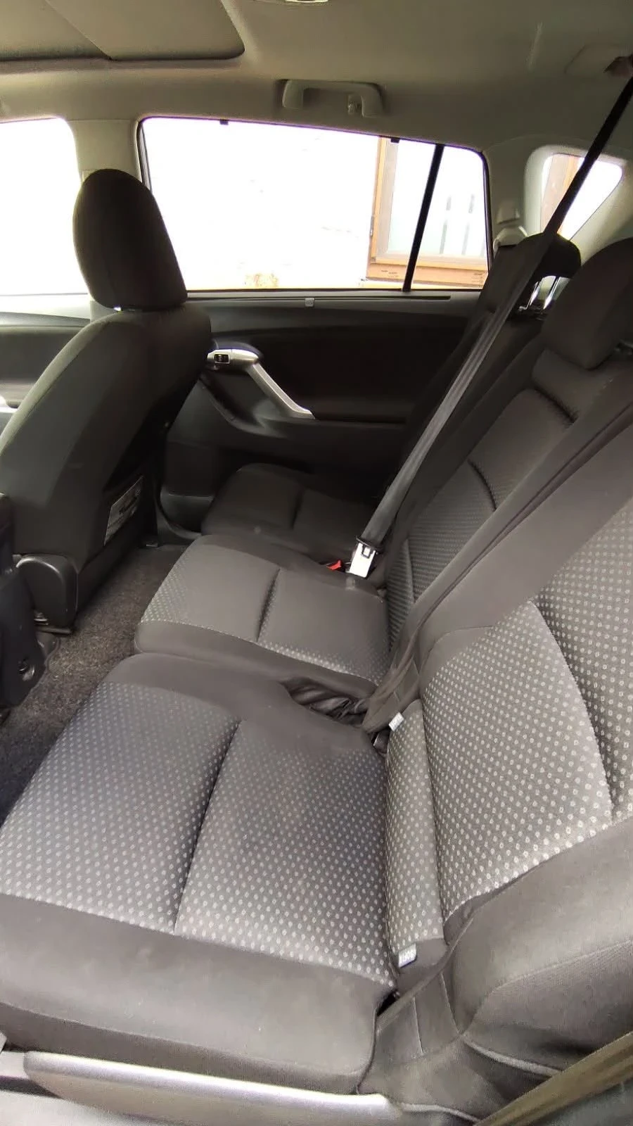 Toyota Verso, снимка 10 - Автомобили и джипове - 54809496