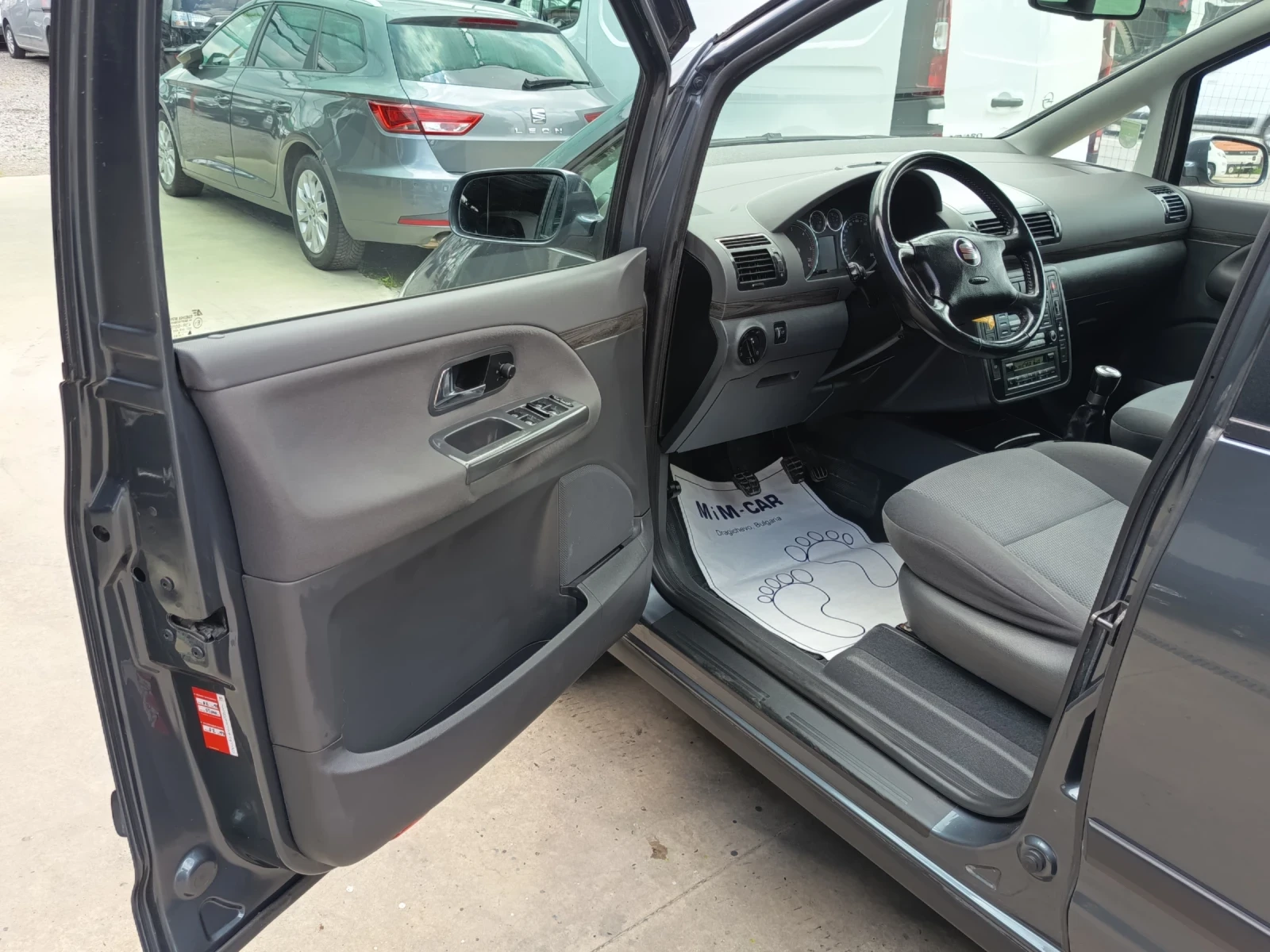 Seat Alhambra 1.9tdi 4x4, снимка 9 - Автомобили и джипове - 55149008