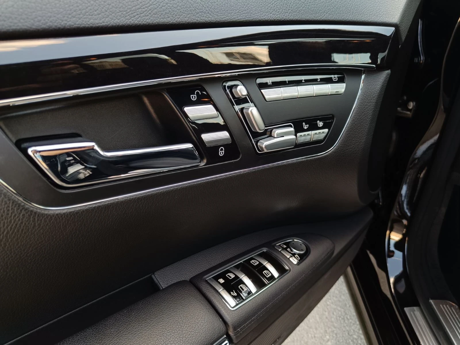 Mercedes-Benz S 500 W221 AMG 4.7 V8 4MATIC , снимка 11 - Автомобили и джипове - 55192409