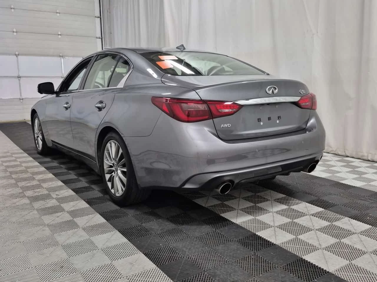 Infiniti Q50 LUXE| ПАНО| ПОДГРЕВИ| ПАМЕТ| 2 КЛЮЧА| 2 ЧИФТА ГУМИ, снимка 5 - Автомобили и джипове - 55294543