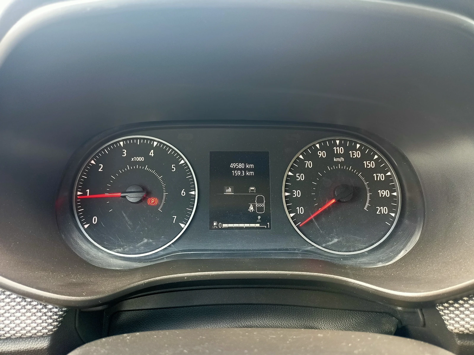 Dacia Sandero 1.0TCe EcoG ��� | Mobile.bg � ����������� 10