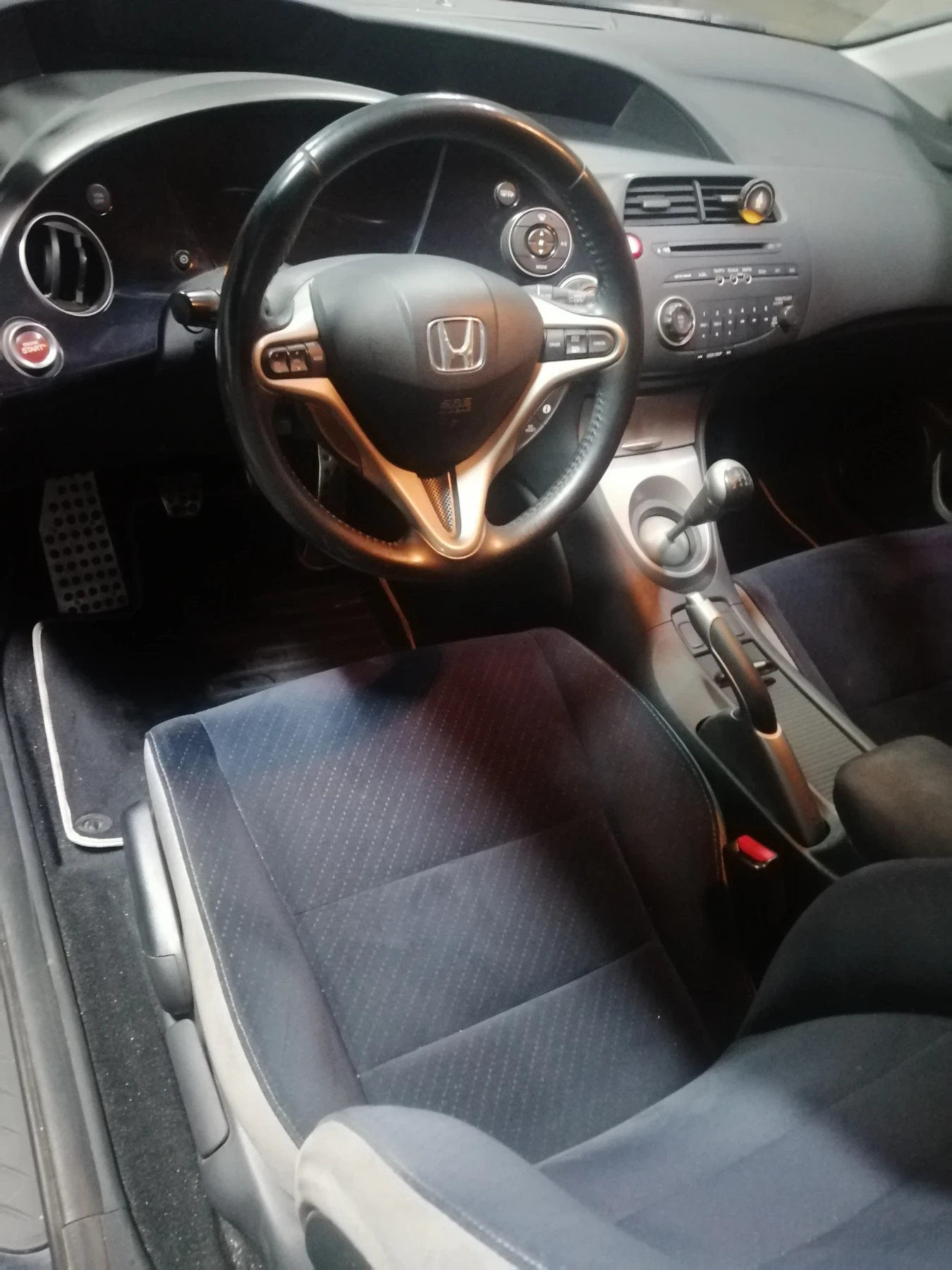 Honda Civic 2.2I-CDTI 120 000КМ Executive, снимка 6 - Автомобили и джипове - 56025636